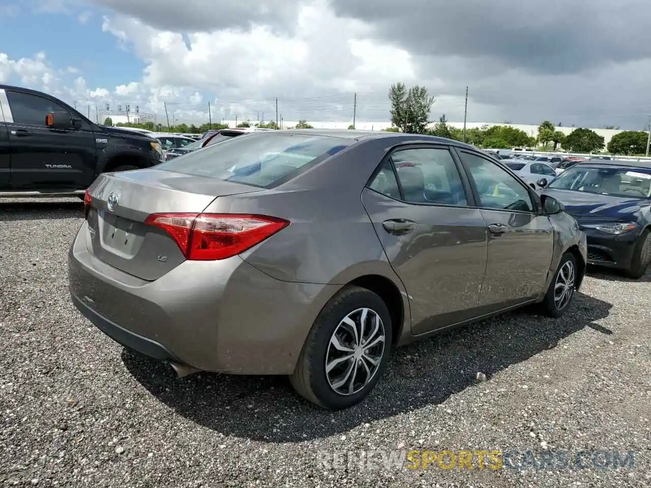 4 Photograph of a damaged car 2T1BURHE1KC225957 TOYOTA COROLLA 2019