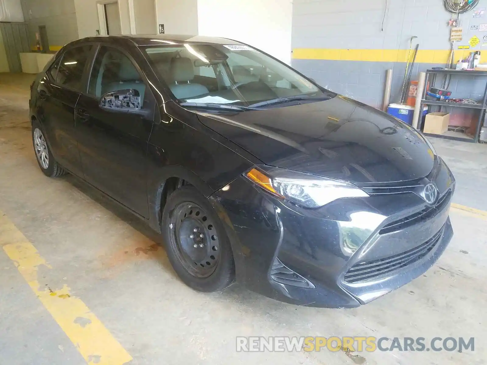 1 Photograph of a damaged car 2T1BURHE1KC226431 TOYOTA COROLLA 2019