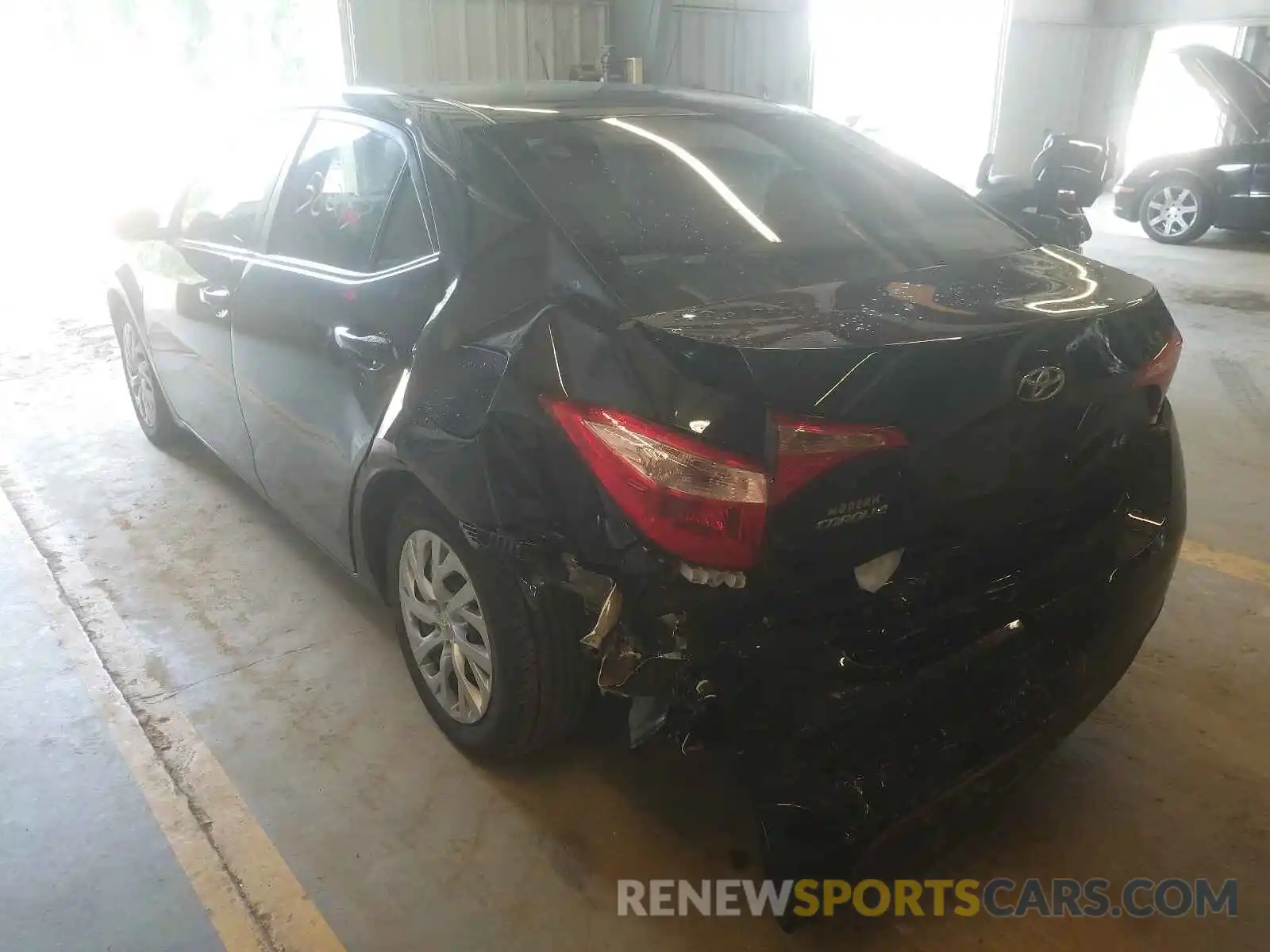 3 Photograph of a damaged car 2T1BURHE1KC226431 TOYOTA COROLLA 2019