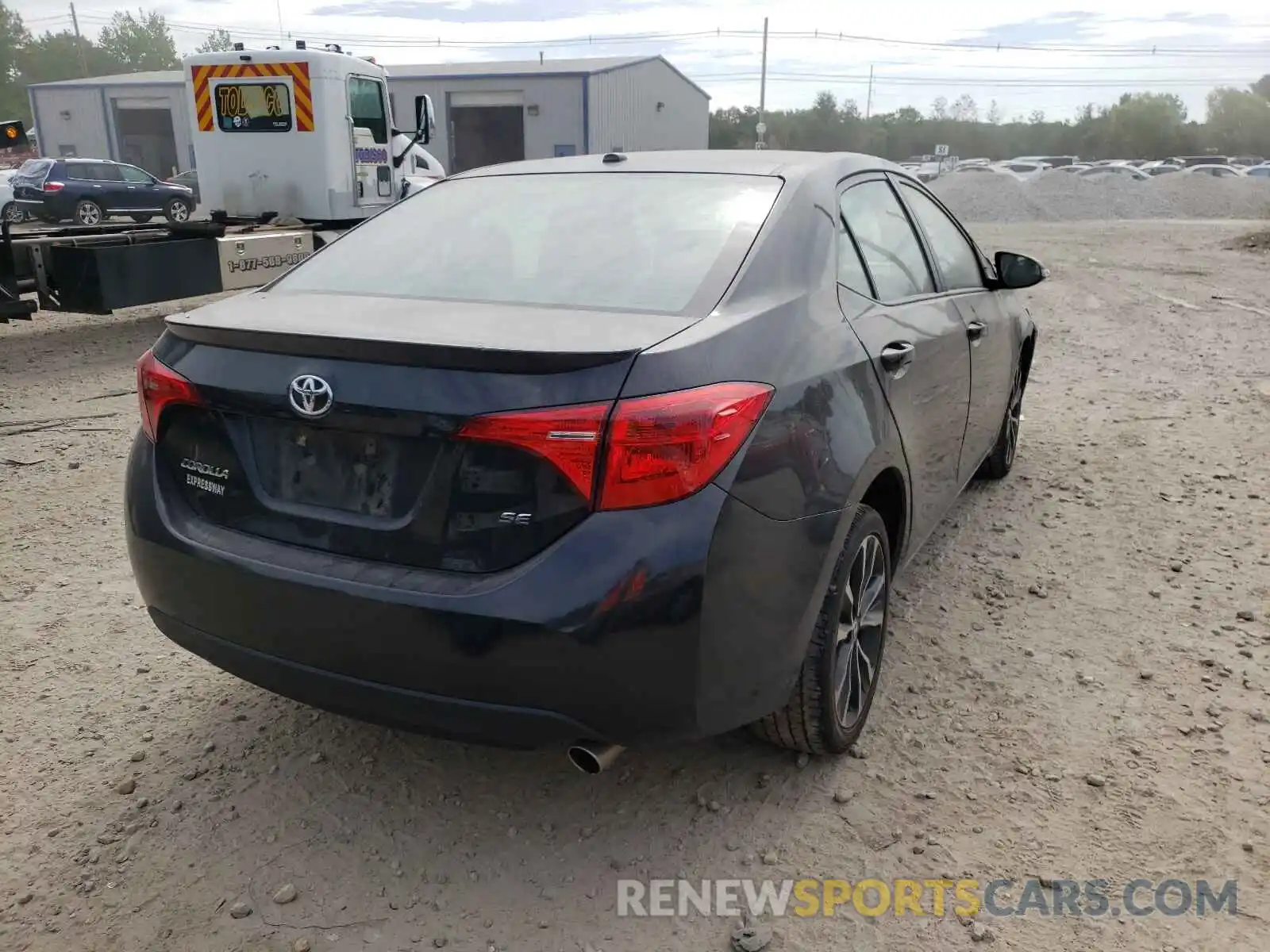 4 Photograph of a damaged car 2T1BURHE1KC226459 TOYOTA COROLLA 2019