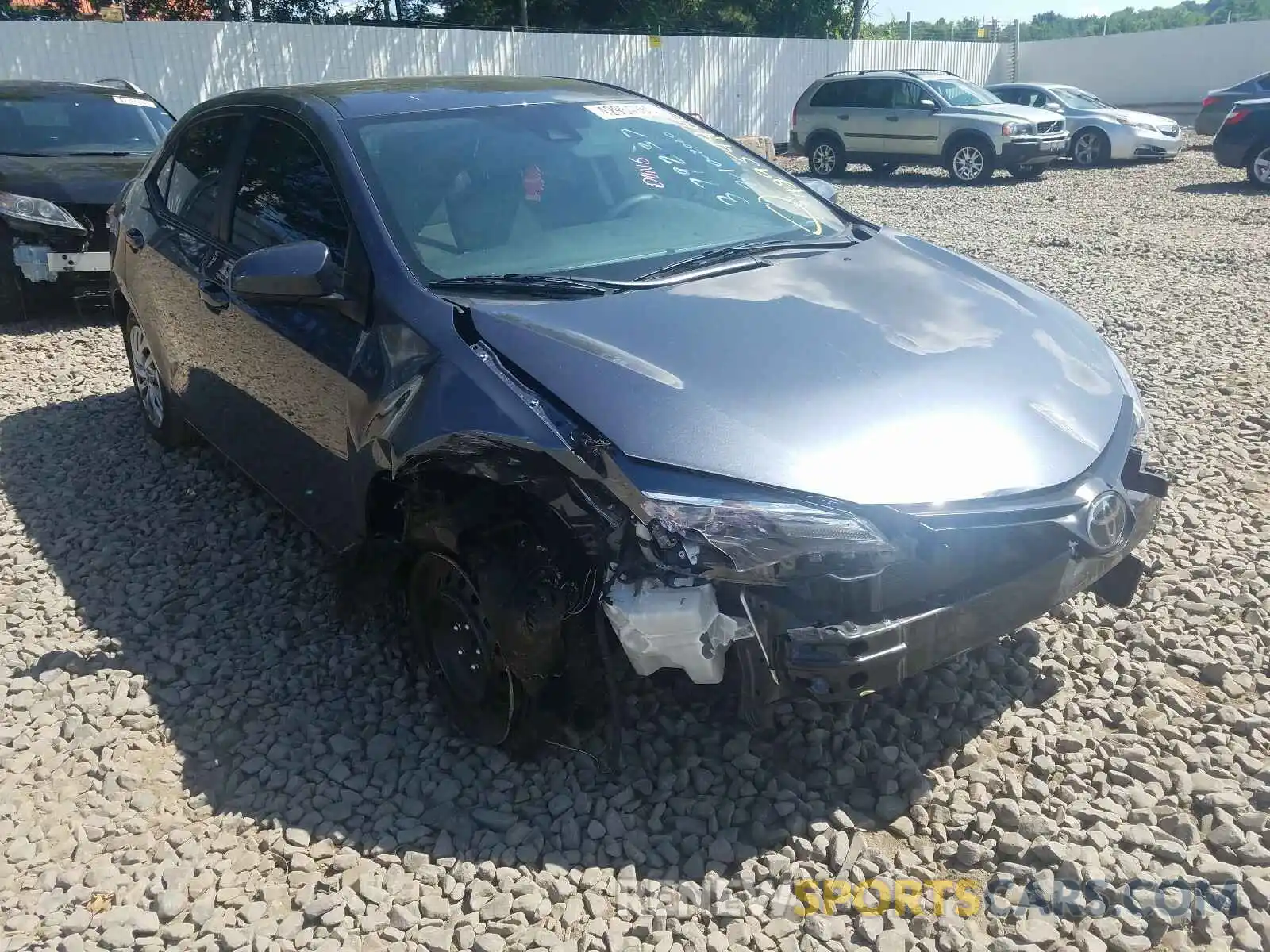 1 Photograph of a damaged car 2T1BURHE1KC226462 TOYOTA COROLLA 2019