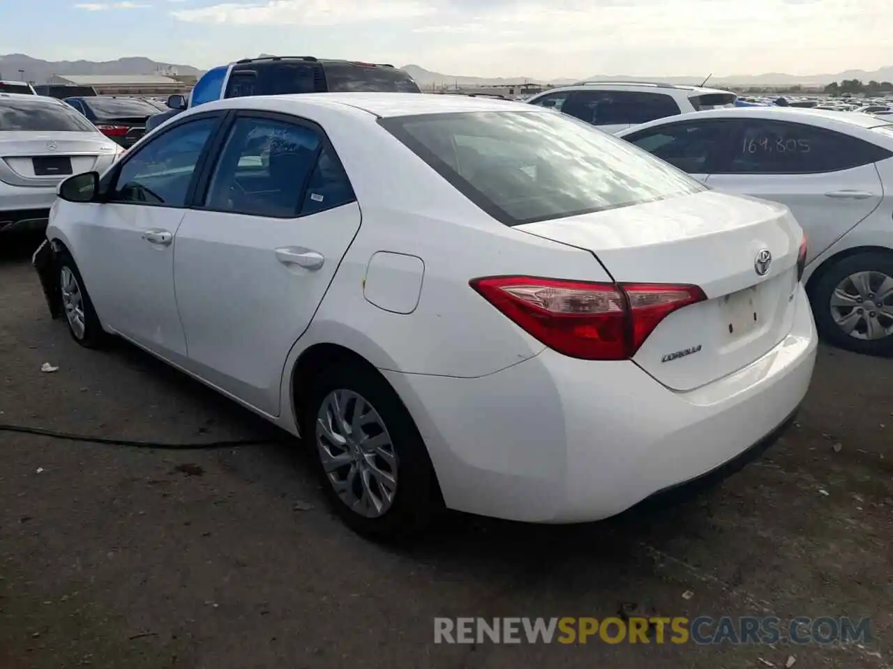 3 Photograph of a damaged car 2T1BURHE1KC226770 TOYOTA COROLLA 2019