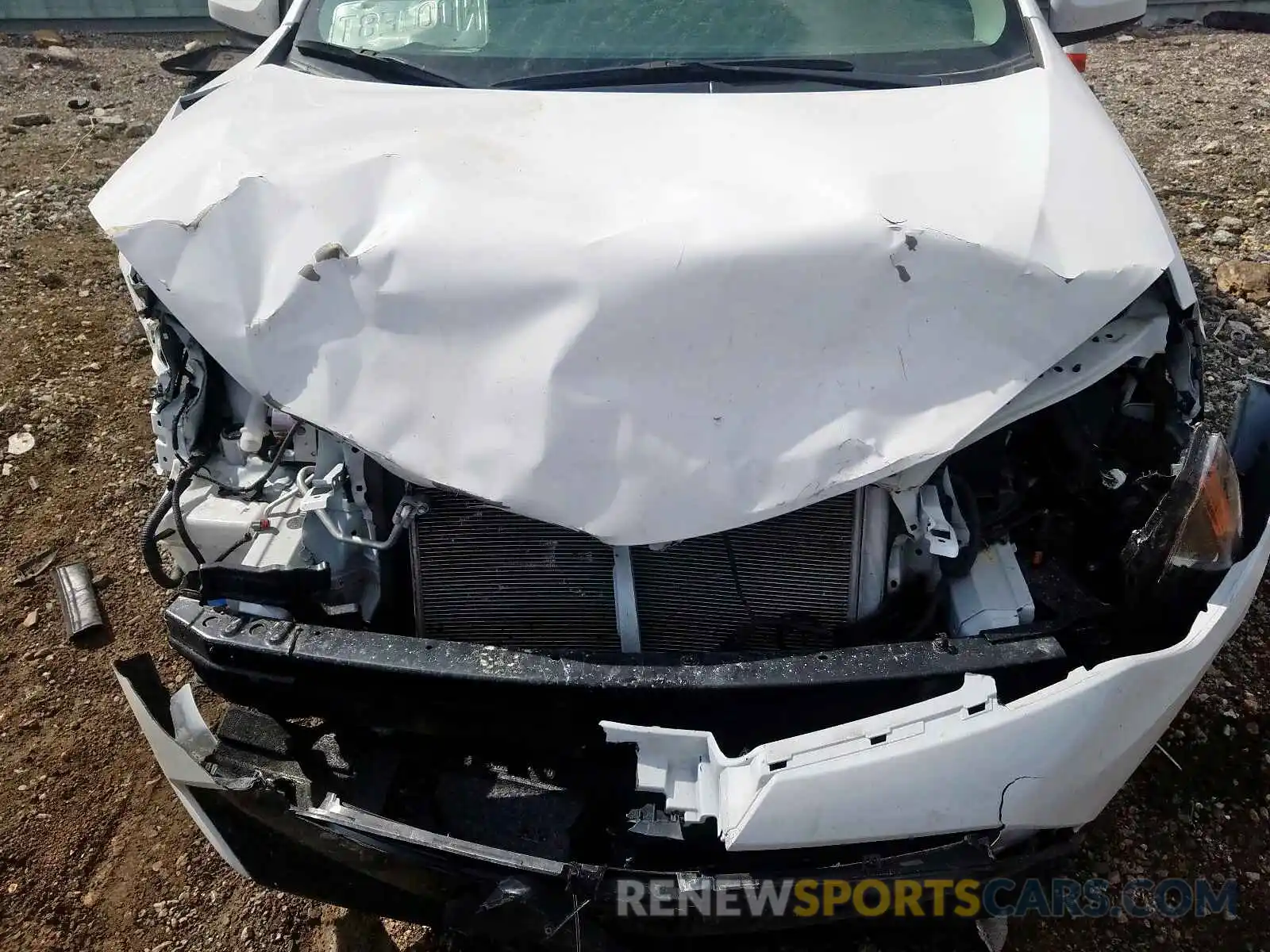 7 Photograph of a damaged car 2T1BURHE1KC227241 TOYOTA COROLLA 2019