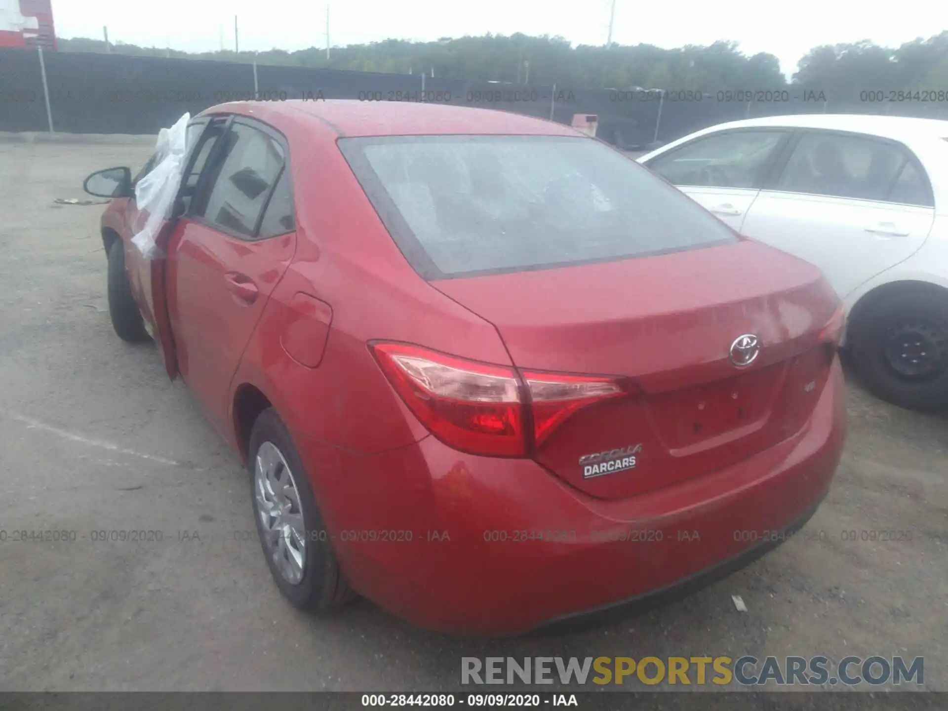 3 Photograph of a damaged car 2T1BURHE1KC227644 TOYOTA COROLLA 2019