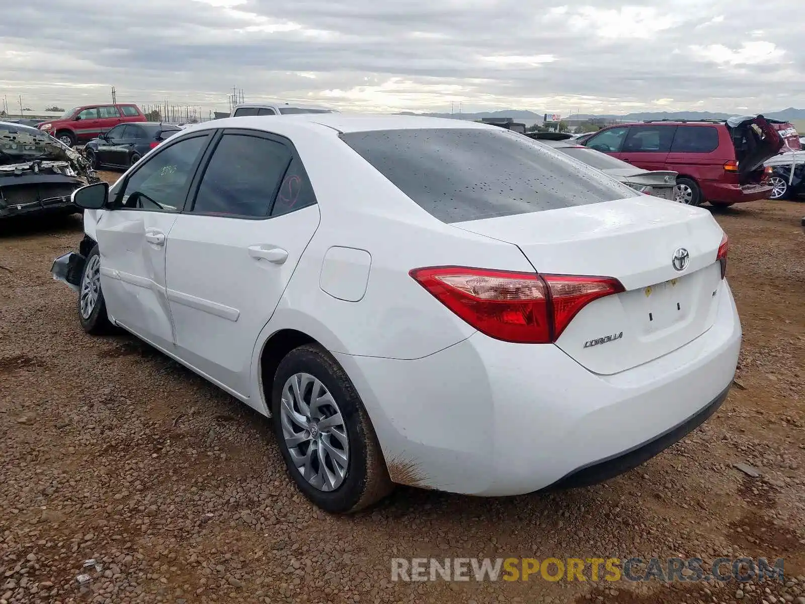 3 Photograph of a damaged car 2T1BURHE1KC228096 TOYOTA COROLLA 2019