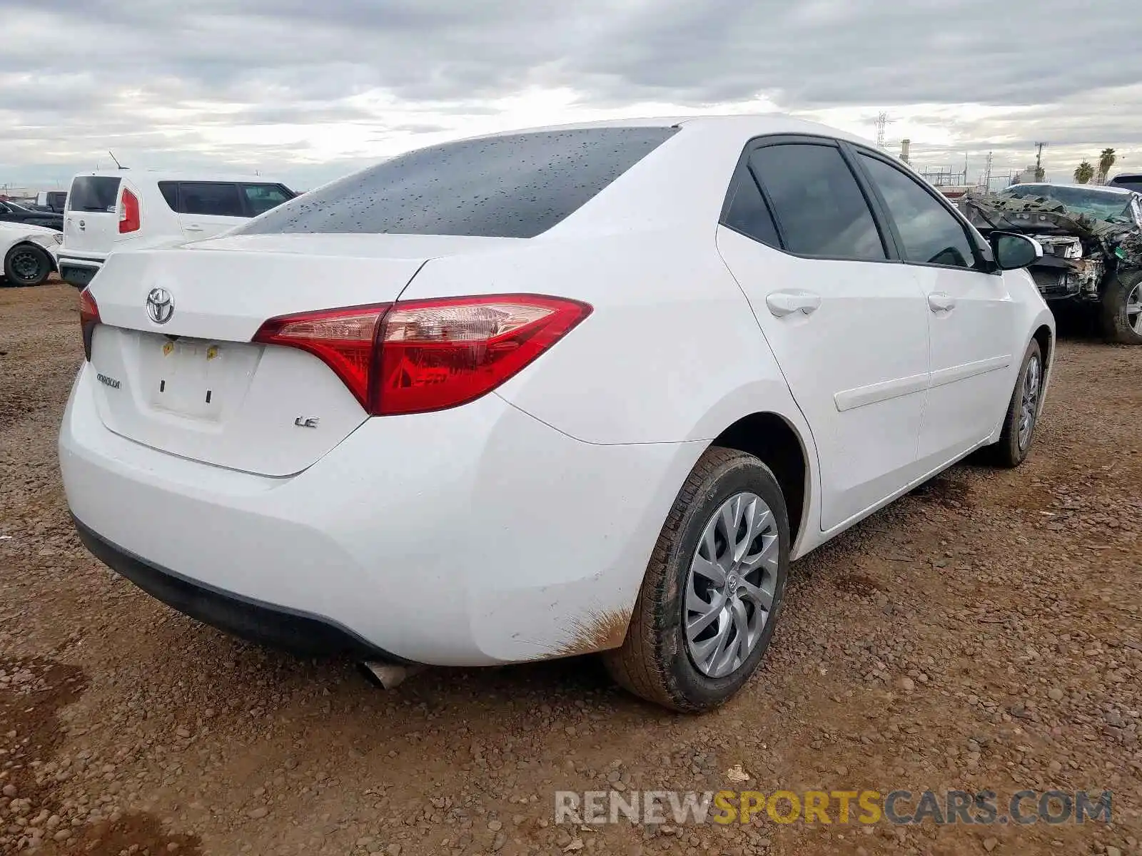 4 Photograph of a damaged car 2T1BURHE1KC228096 TOYOTA COROLLA 2019