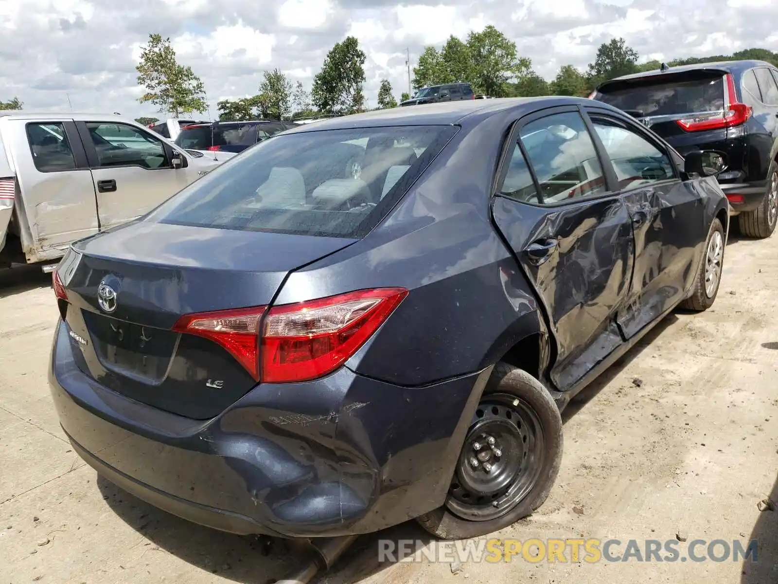 4 Photograph of a damaged car 2T1BURHE1KC229216 TOYOTA COROLLA 2019