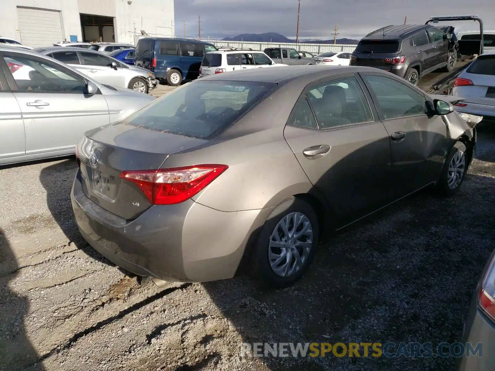 4 Photograph of a damaged car 2T1BURHE1KC229779 TOYOTA COROLLA 2019