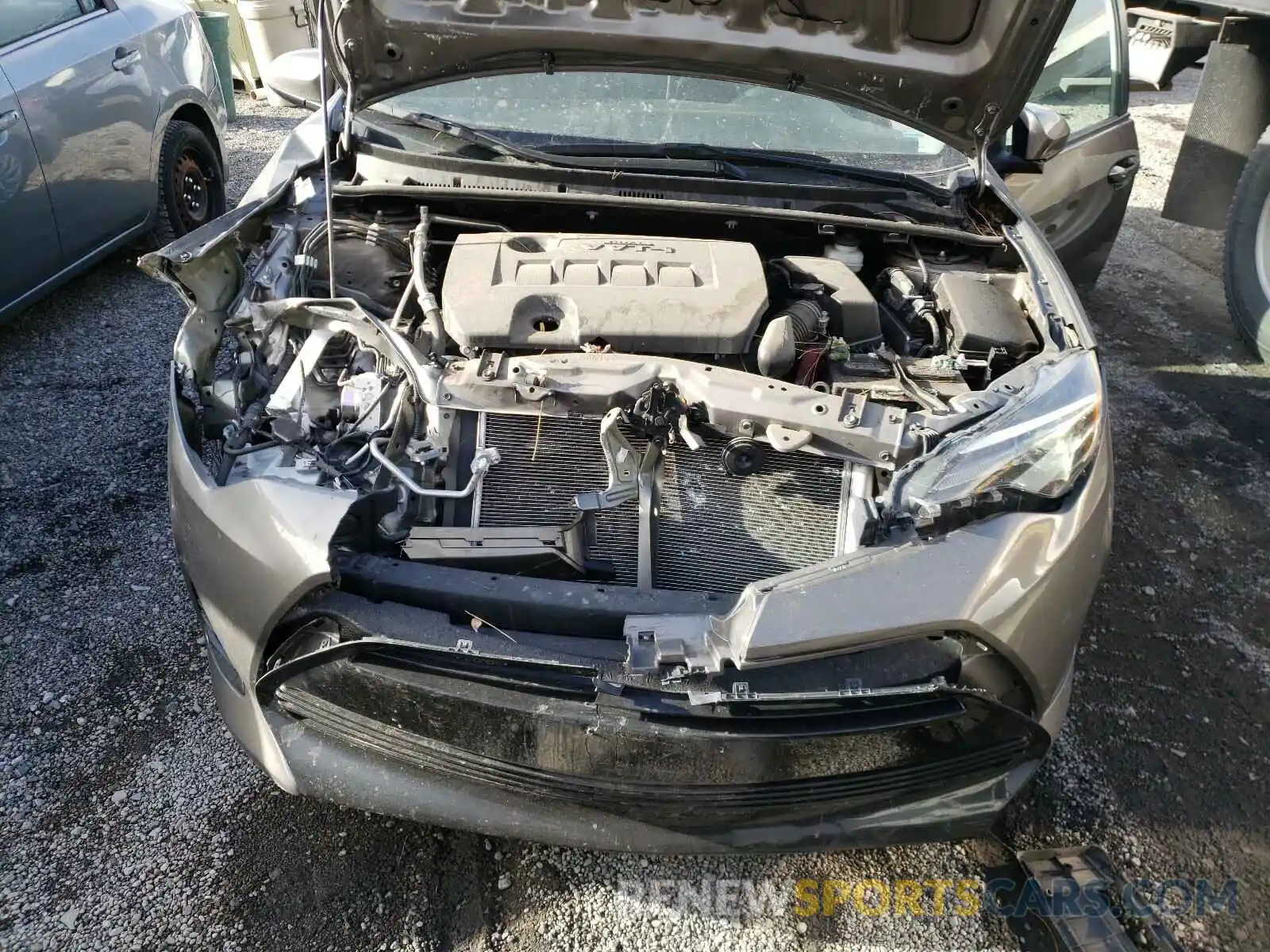 7 Photograph of a damaged car 2T1BURHE1KC229779 TOYOTA COROLLA 2019