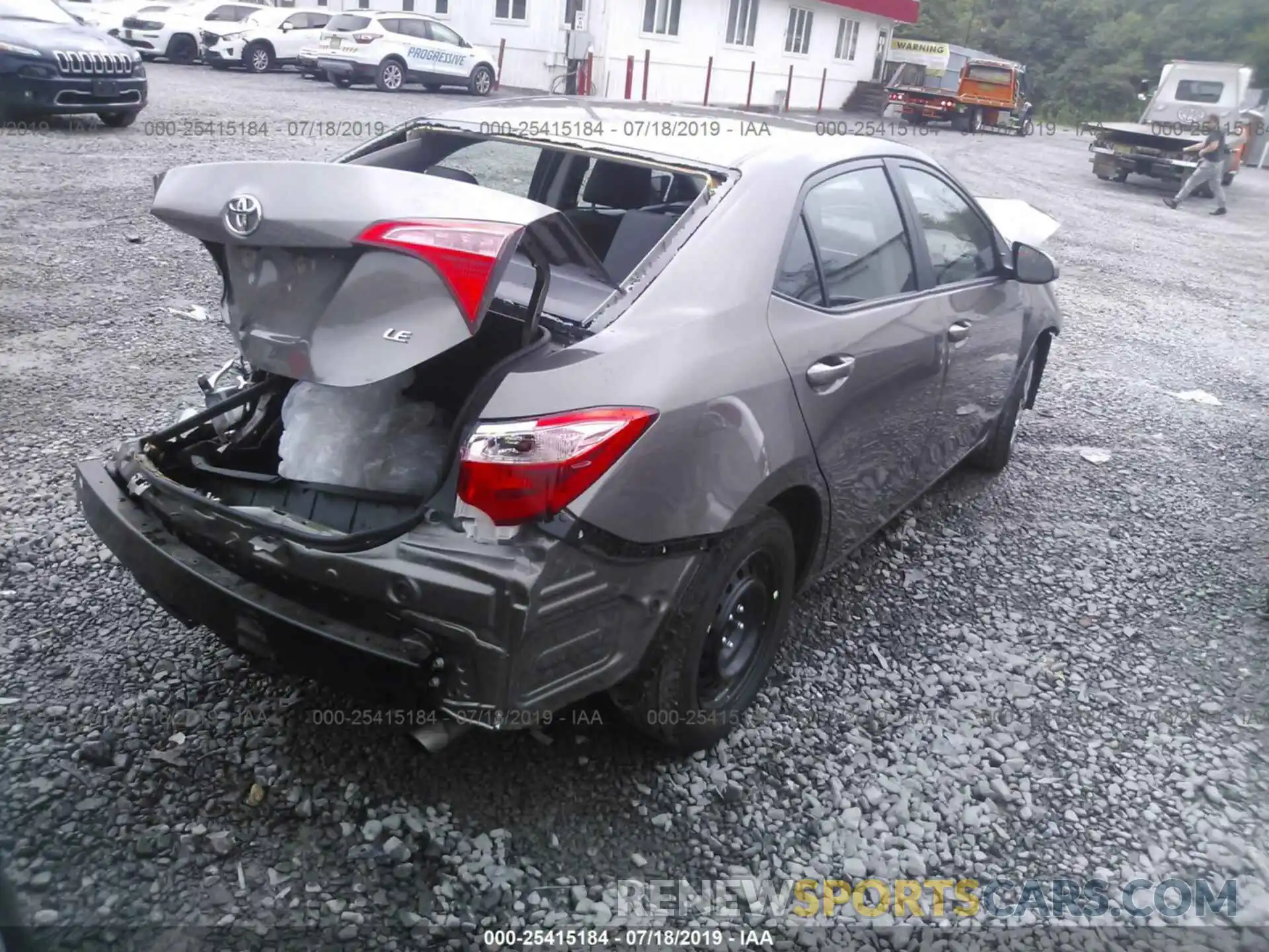 4 Photograph of a damaged car 2T1BURHE1KC230950 TOYOTA COROLLA 2019