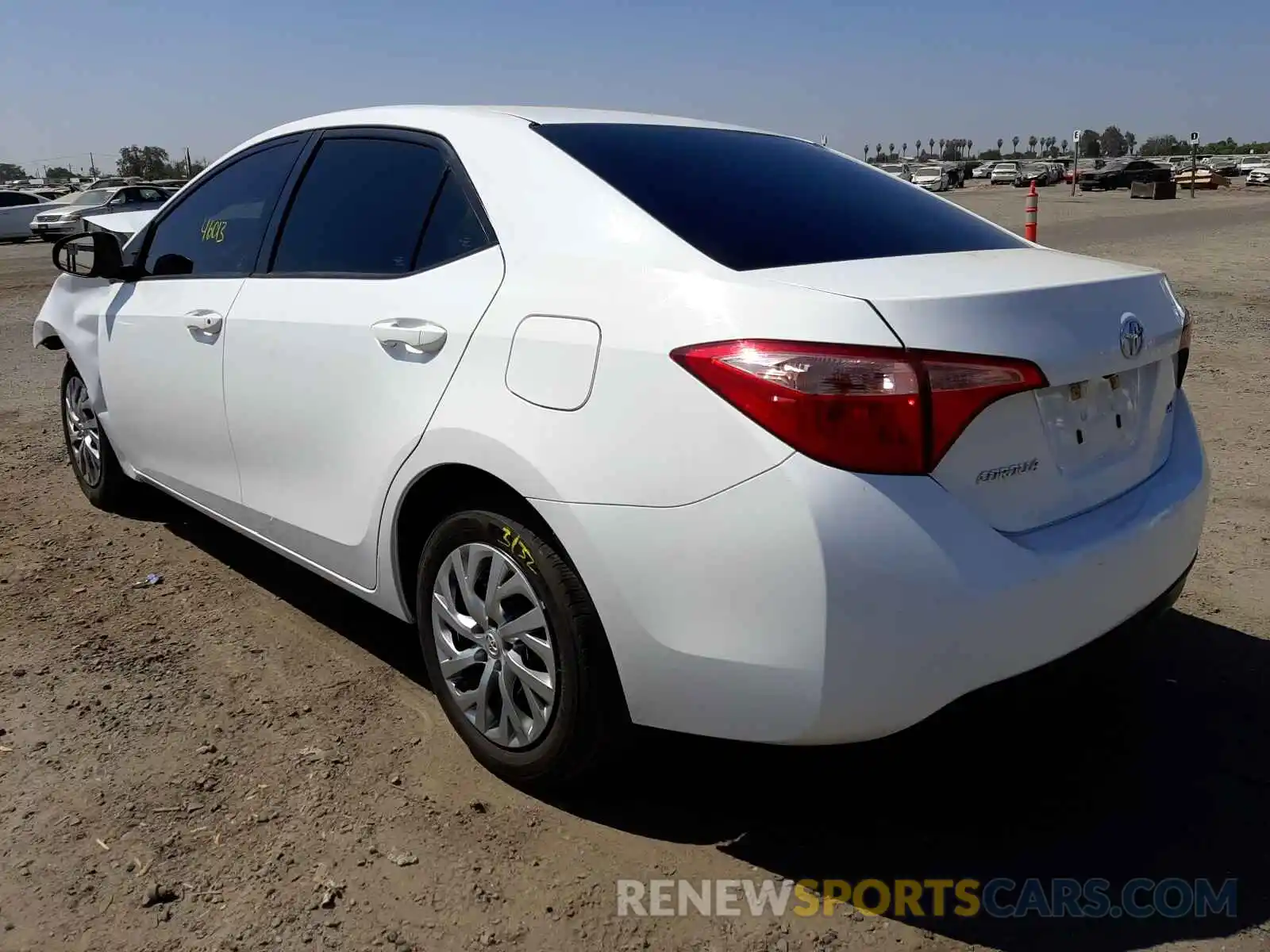 3 Photograph of a damaged car 2T1BURHE1KC232522 TOYOTA COROLLA 2019