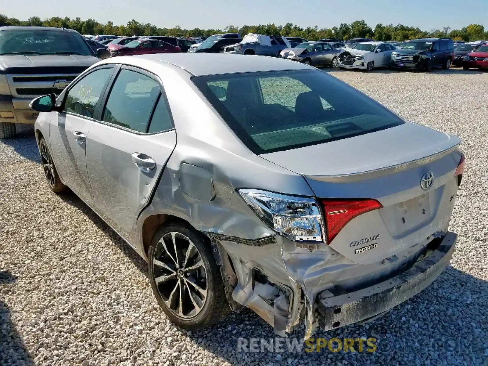 3 Photograph of a damaged car 2T1BURHE1KC232827 TOYOTA COROLLA 2019