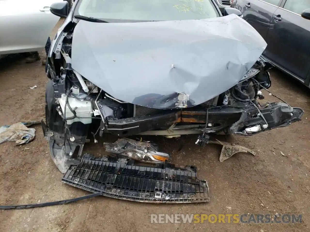 9 Photograph of a damaged car 2T1BURHE1KC233749 TOYOTA COROLLA 2019