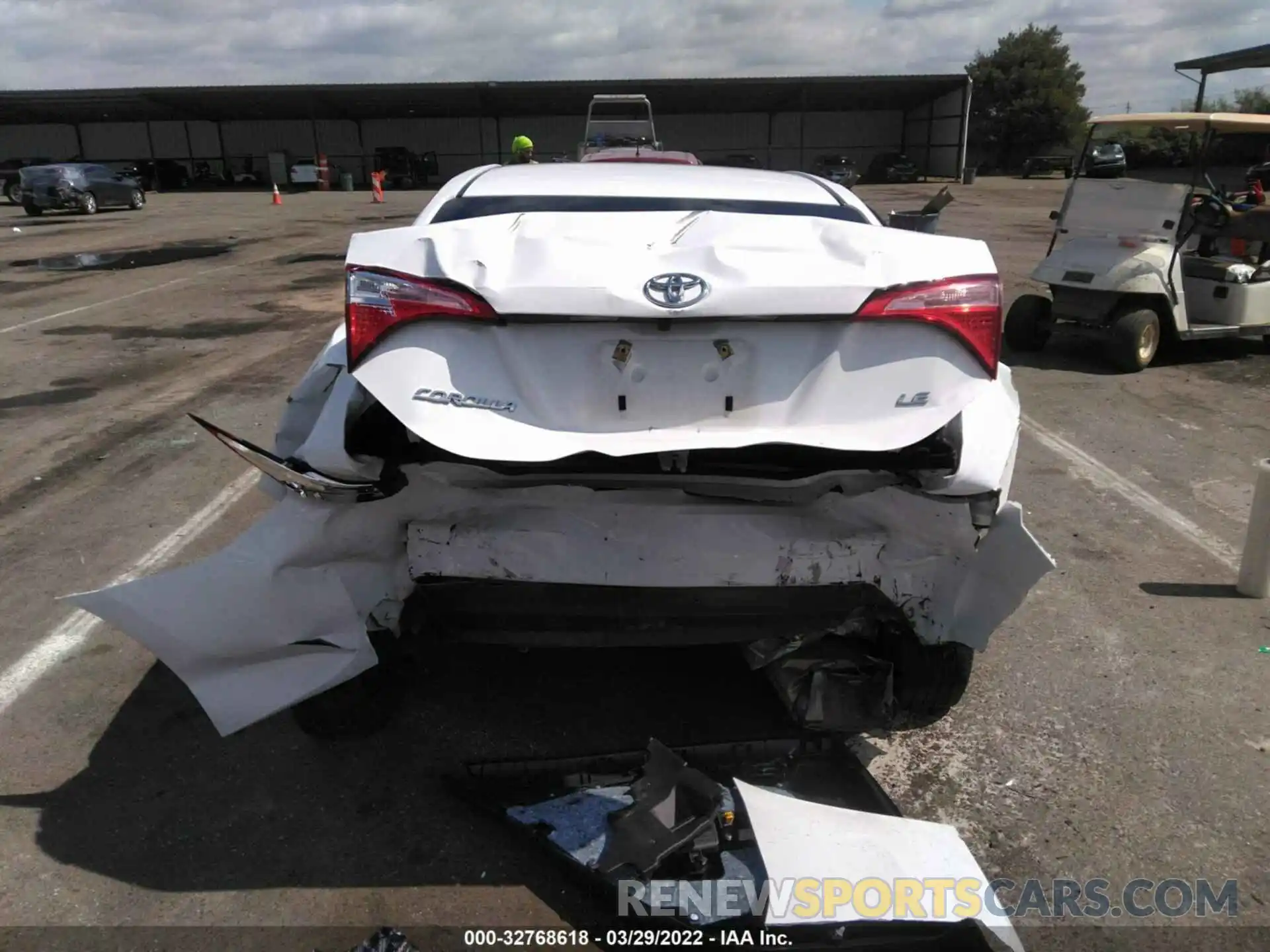 6 Photograph of a damaged car 2T1BURHE1KC234867 TOYOTA COROLLA 2019