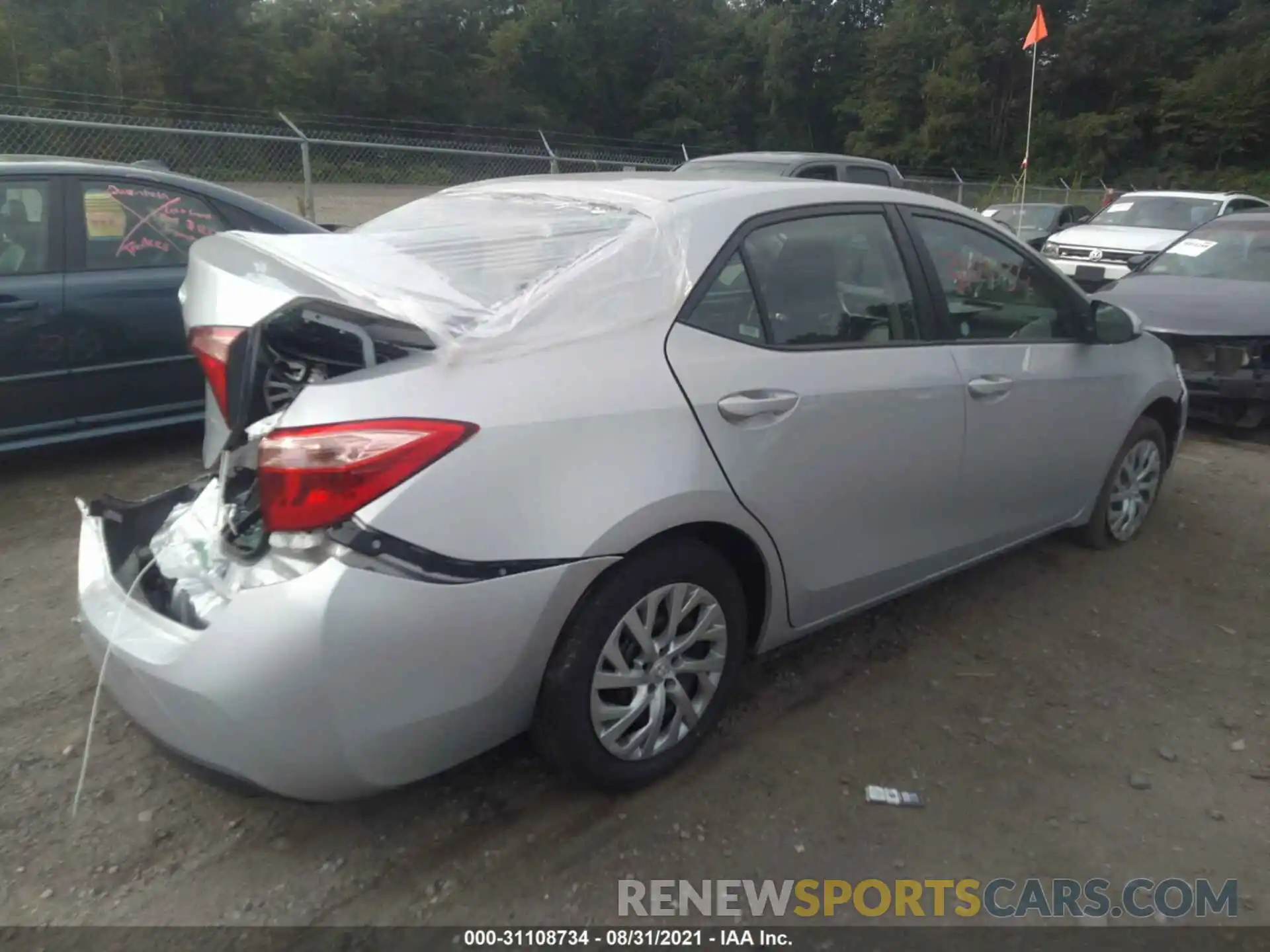 4 Photograph of a damaged car 2T1BURHE1KC235131 TOYOTA COROLLA 2019