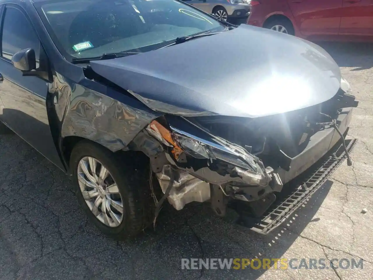 9 Photograph of a damaged car 2T1BURHE1KC235453 TOYOTA COROLLA 2019