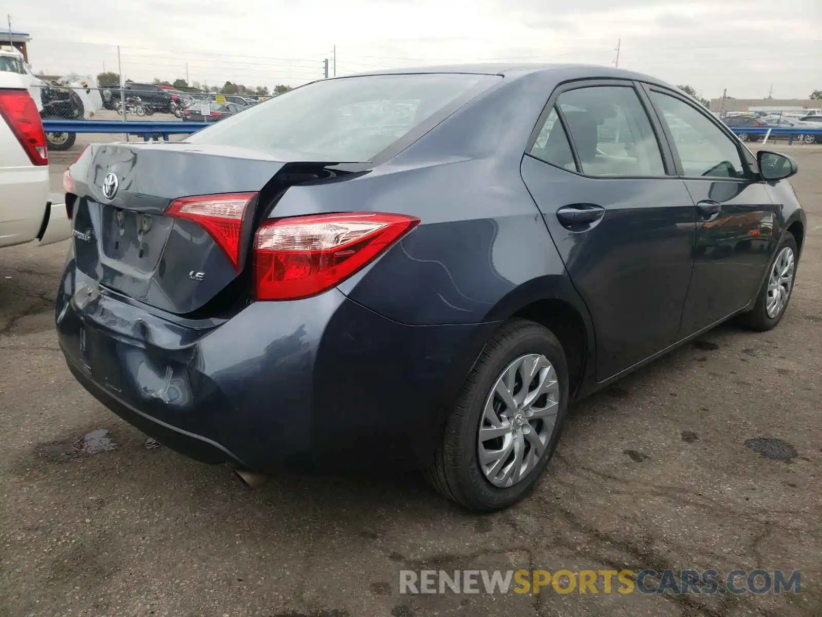 4 Photograph of a damaged car 2T1BURHE1KC235579 TOYOTA COROLLA 2019