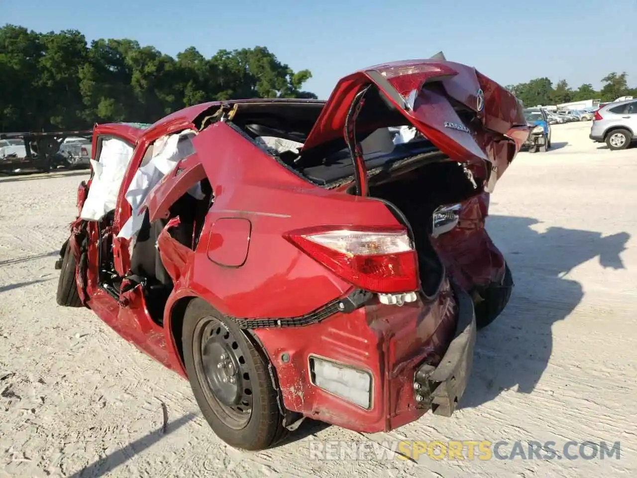 3 Photograph of a damaged car 2T1BURHE1KC236747 TOYOTA COROLLA 2019