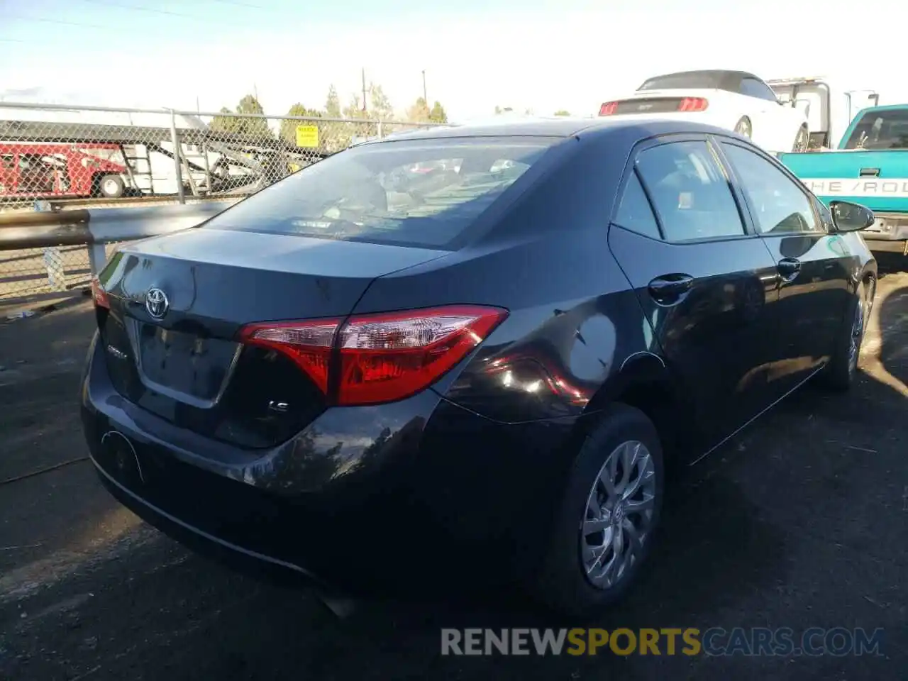 4 Photograph of a damaged car 2T1BURHE1KC237011 TOYOTA COROLLA 2019