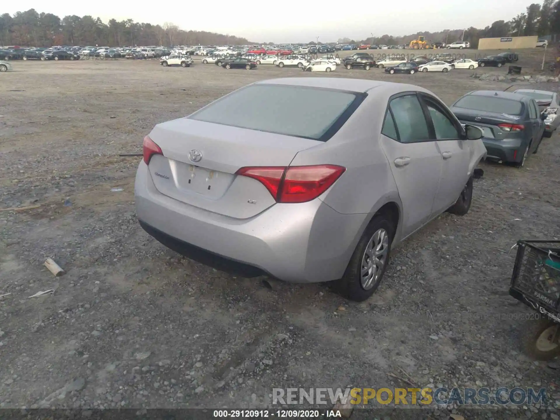 4 Photograph of a damaged car 2T1BURHE1KC237641 TOYOTA COROLLA 2019