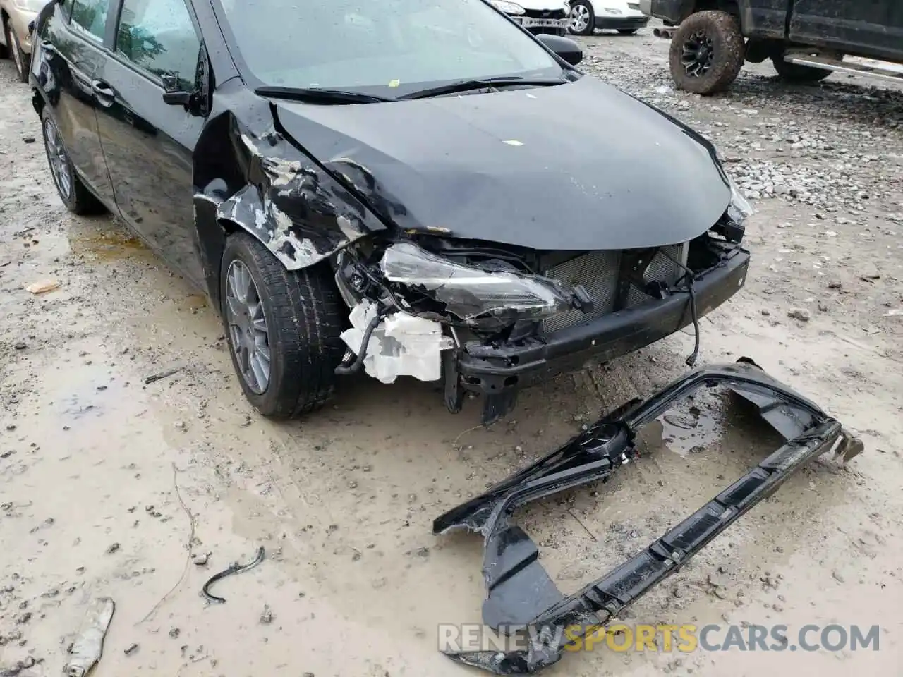 9 Photograph of a damaged car 2T1BURHE1KC237834 TOYOTA COROLLA 2019