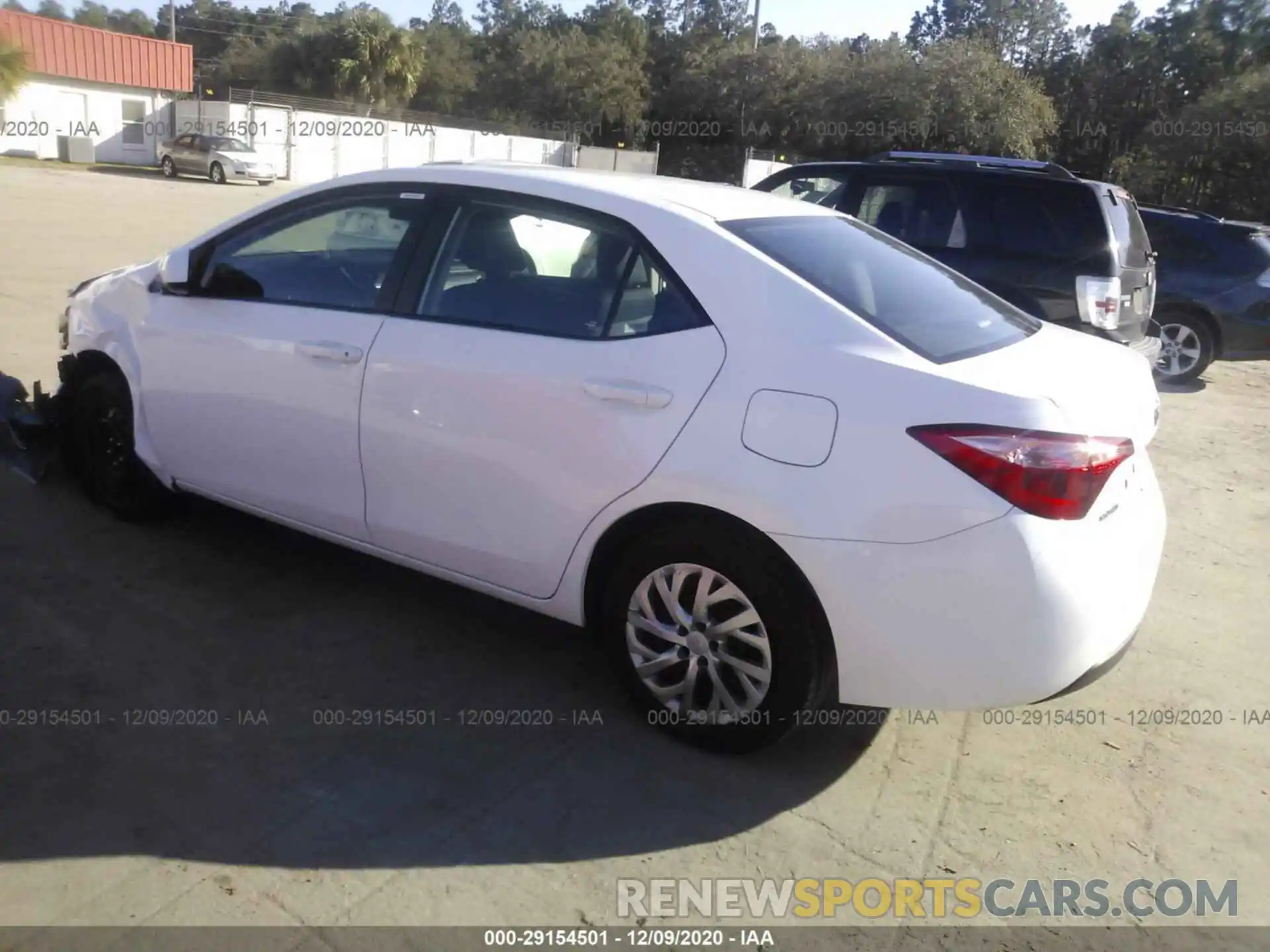 3 Photograph of a damaged car 2T1BURHE1KC238644 TOYOTA COROLLA 2019