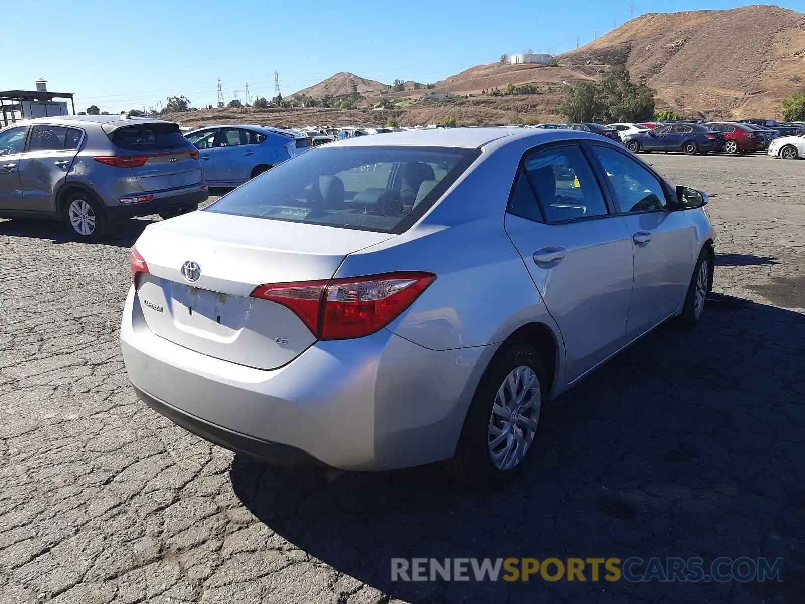 4 Photograph of a damaged car 2T1BURHE1KC239048 TOYOTA COROLLA 2019