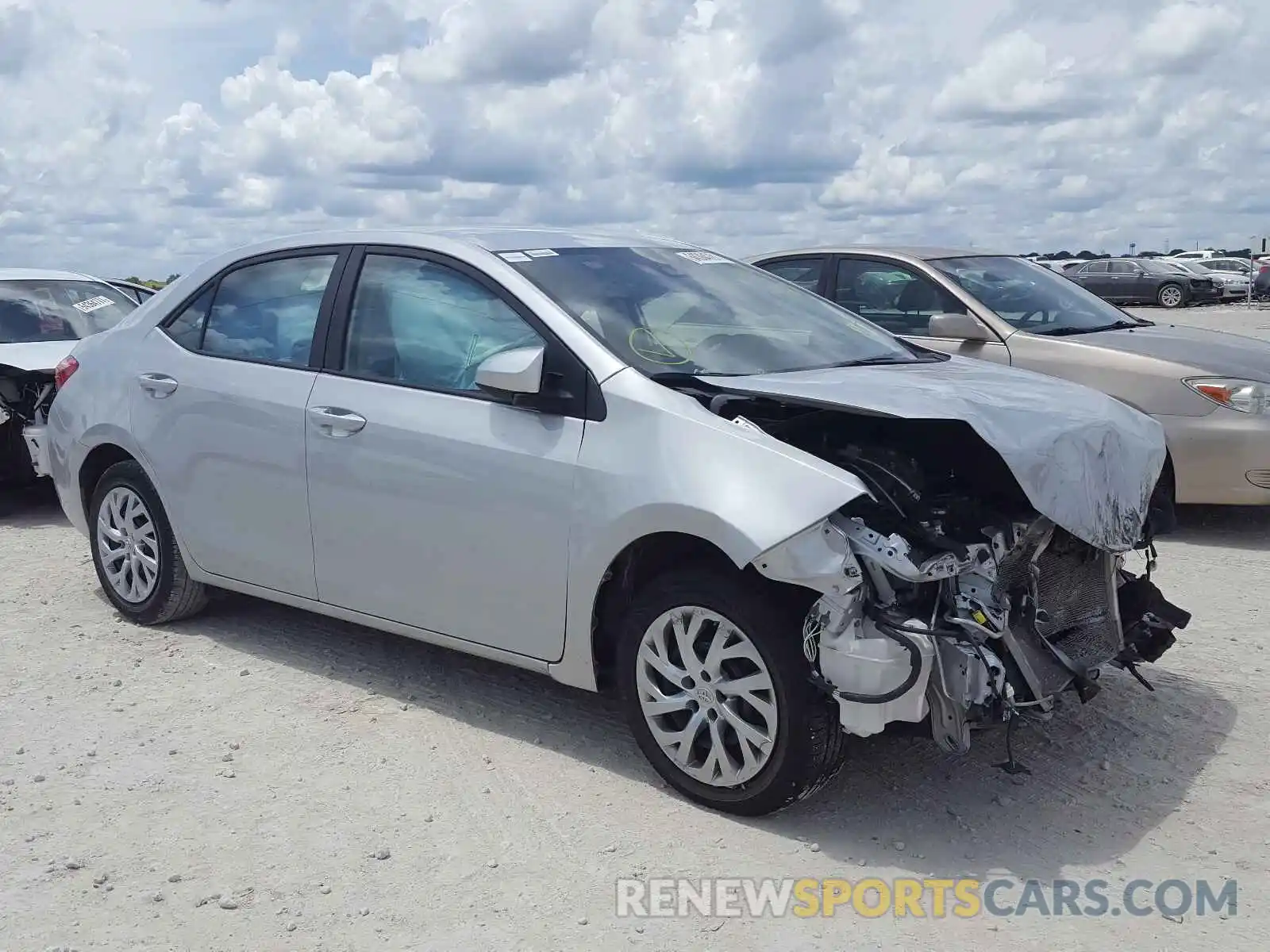 1 Photograph of a damaged car 2T1BURHE1KC239969 TOYOTA COROLLA 2019