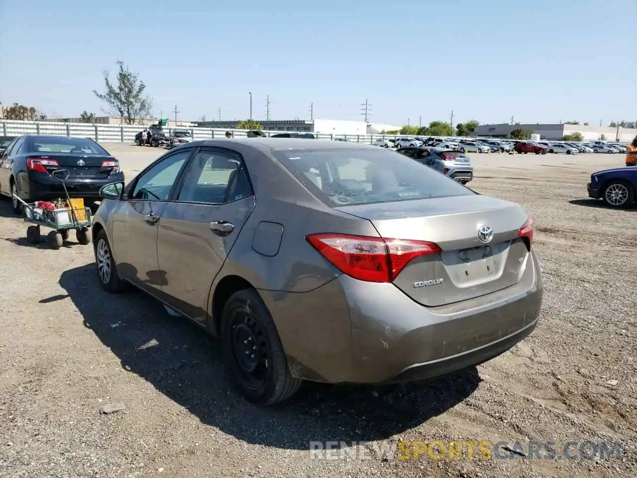 3 Photograph of a damaged car 2T1BURHE1KC240104 TOYOTA COROLLA 2019