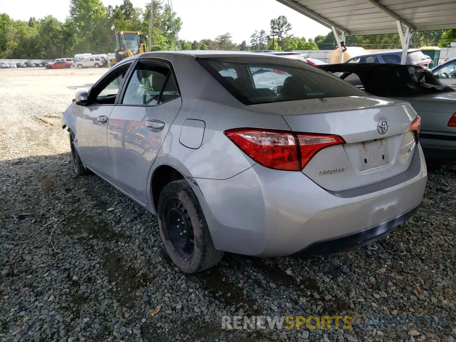 3 Photograph of a damaged car 2T1BURHE1KC240183 TOYOTA COROLLA 2019