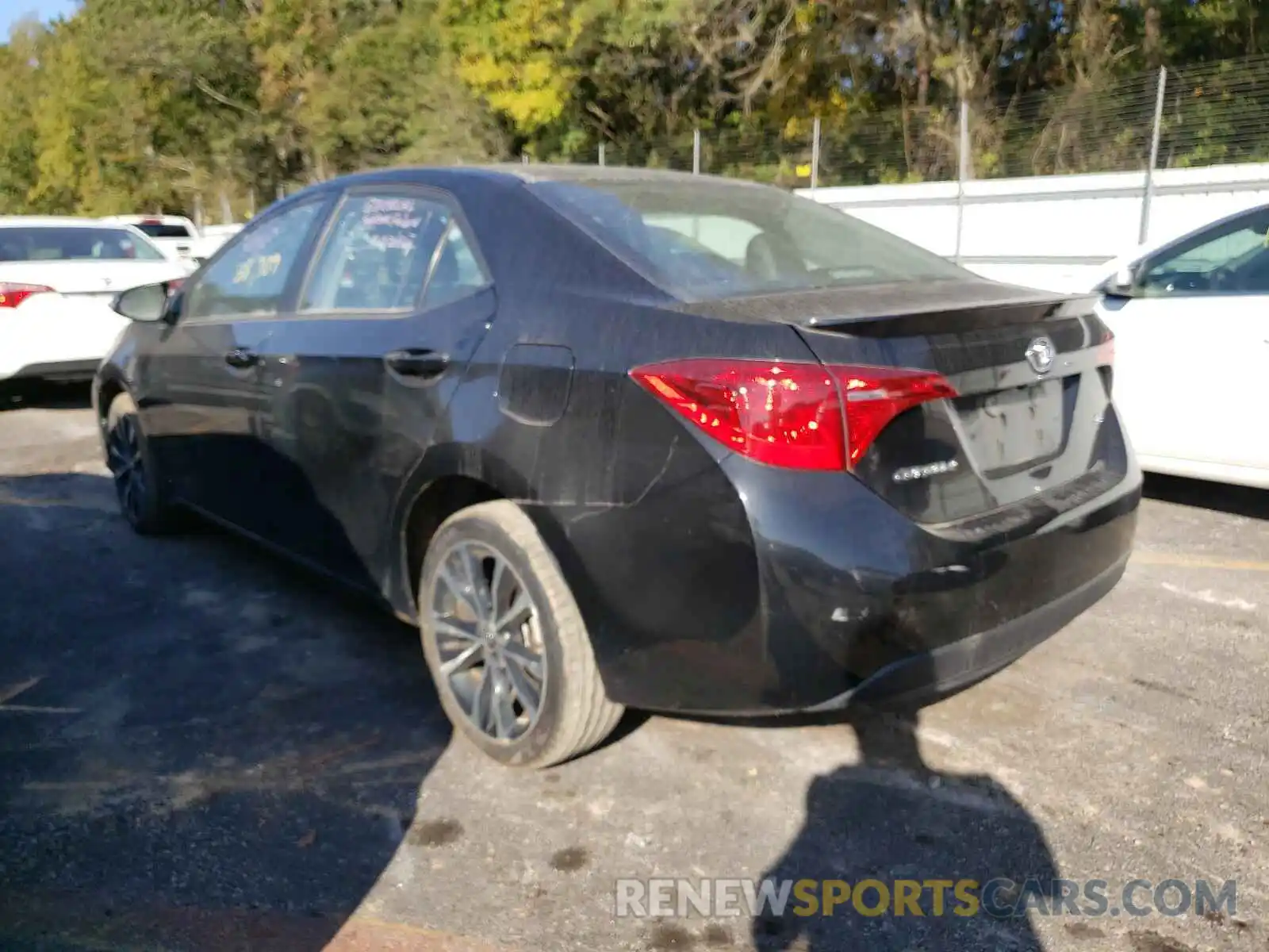 3 Photograph of a damaged car 2T1BURHE1KC240457 TOYOTA COROLLA 2019