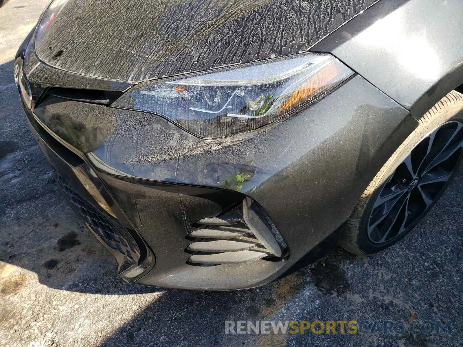 9 Photograph of a damaged car 2T1BURHE1KC240457 TOYOTA COROLLA 2019