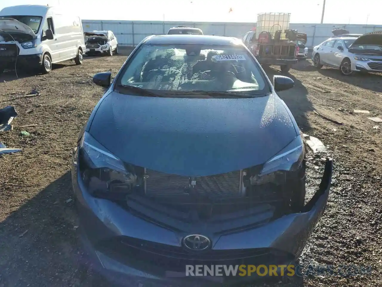 5 Photograph of a damaged car 2T1BURHE1KC240488 TOYOTA COROLLA 2019