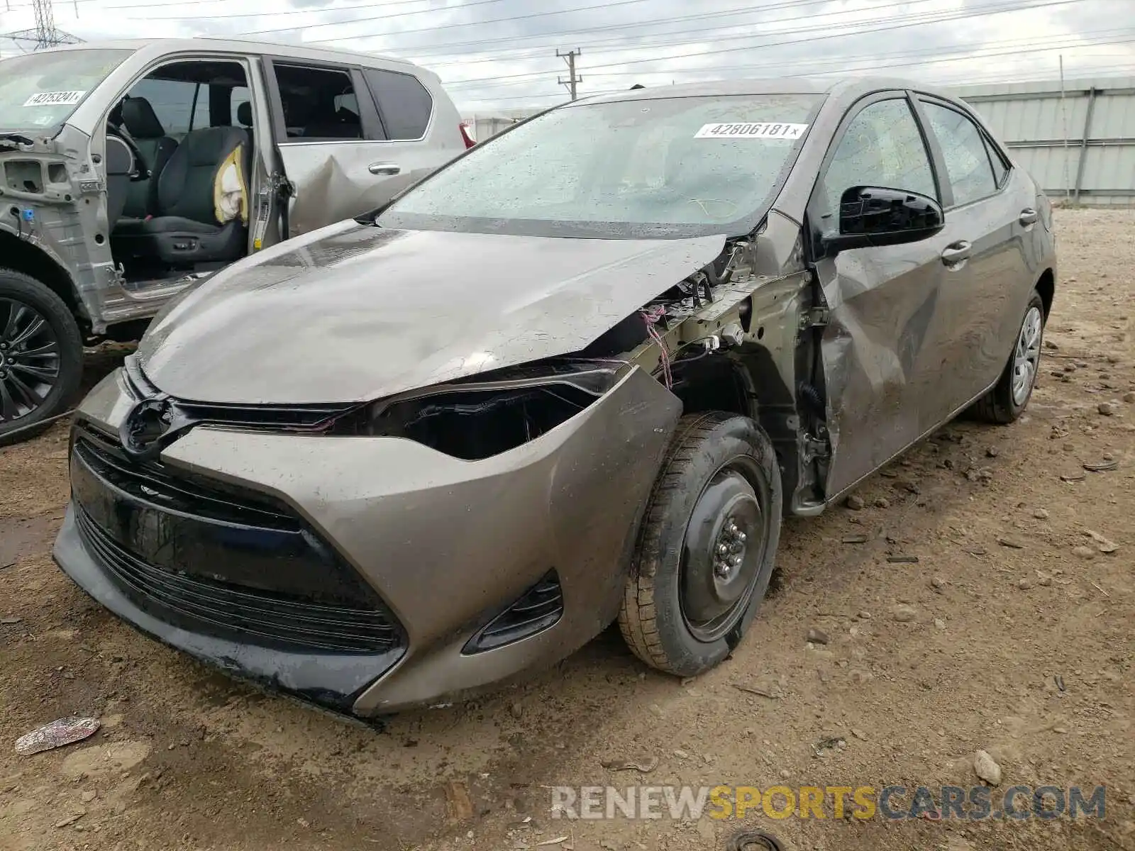 2 Фотография поврежденного автомобиля 2T1BURHE1KC241446 TOYOTA COROLLA 2019