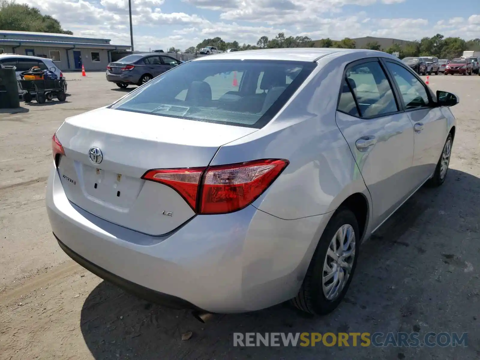 4 Photograph of a damaged car 2T1BURHE1KC242421 TOYOTA COROLLA 2019