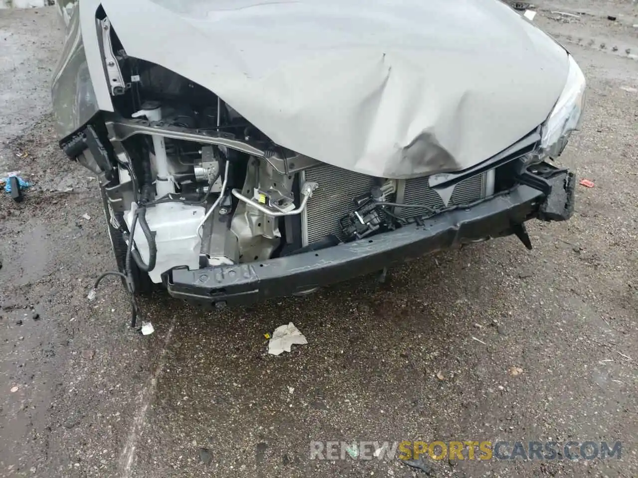 9 Photograph of a damaged car 2T1BURHE1KC243150 TOYOTA COROLLA 2019