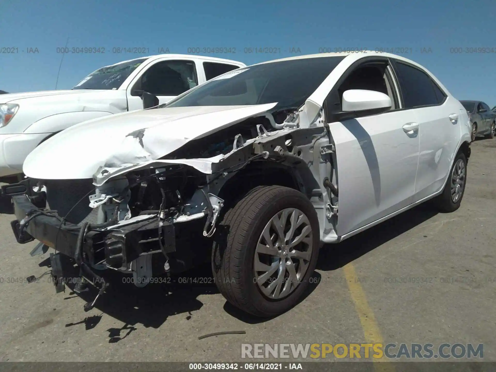 2 Photograph of a damaged car 2T1BURHE1KC243438 TOYOTA COROLLA 2019