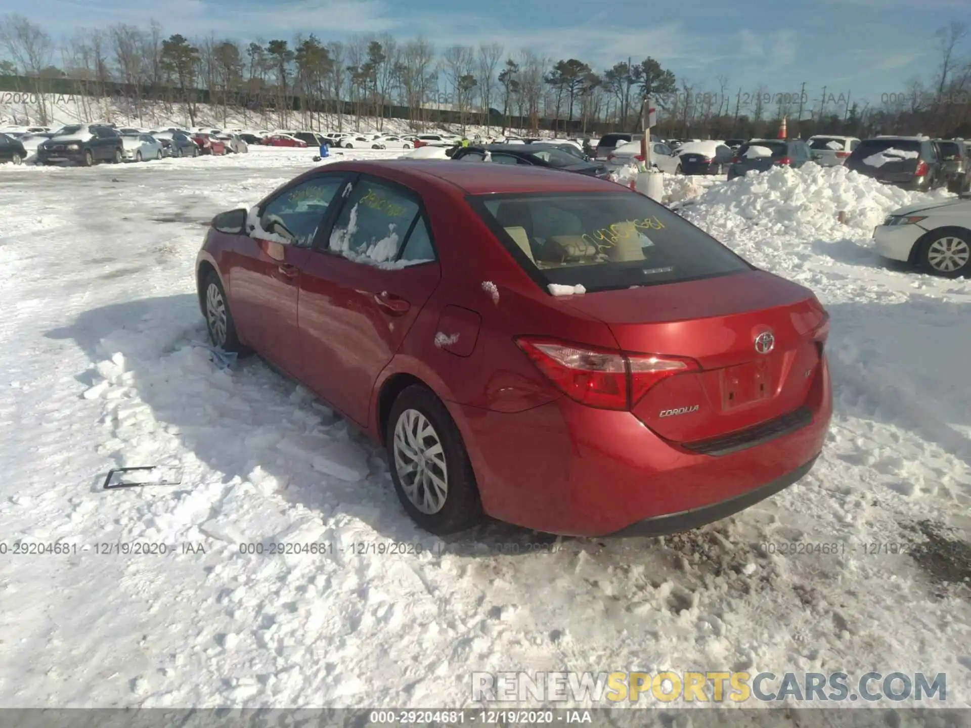 3 Photograph of a damaged car 2T1BURHE1KC246114 TOYOTA COROLLA 2019