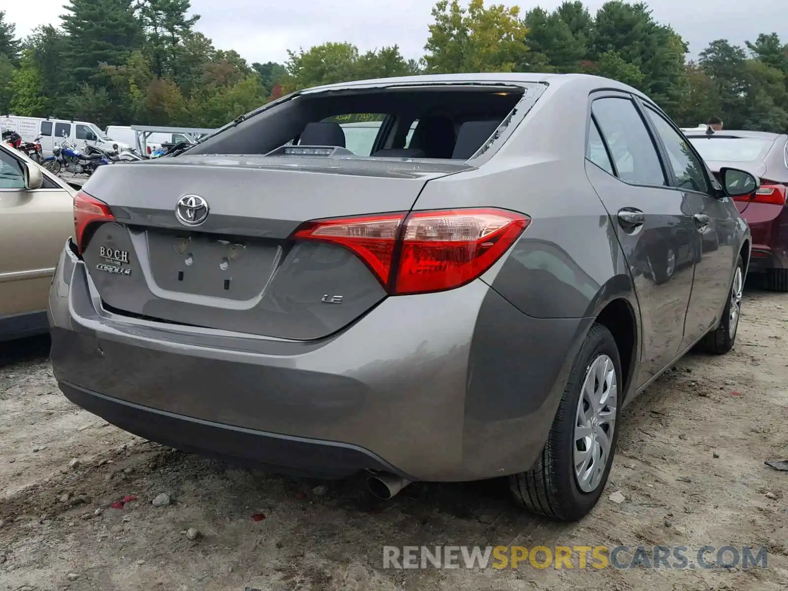 4 Photograph of a damaged car 2T1BURHE2KC126242 TOYOTA COROLLA 2019