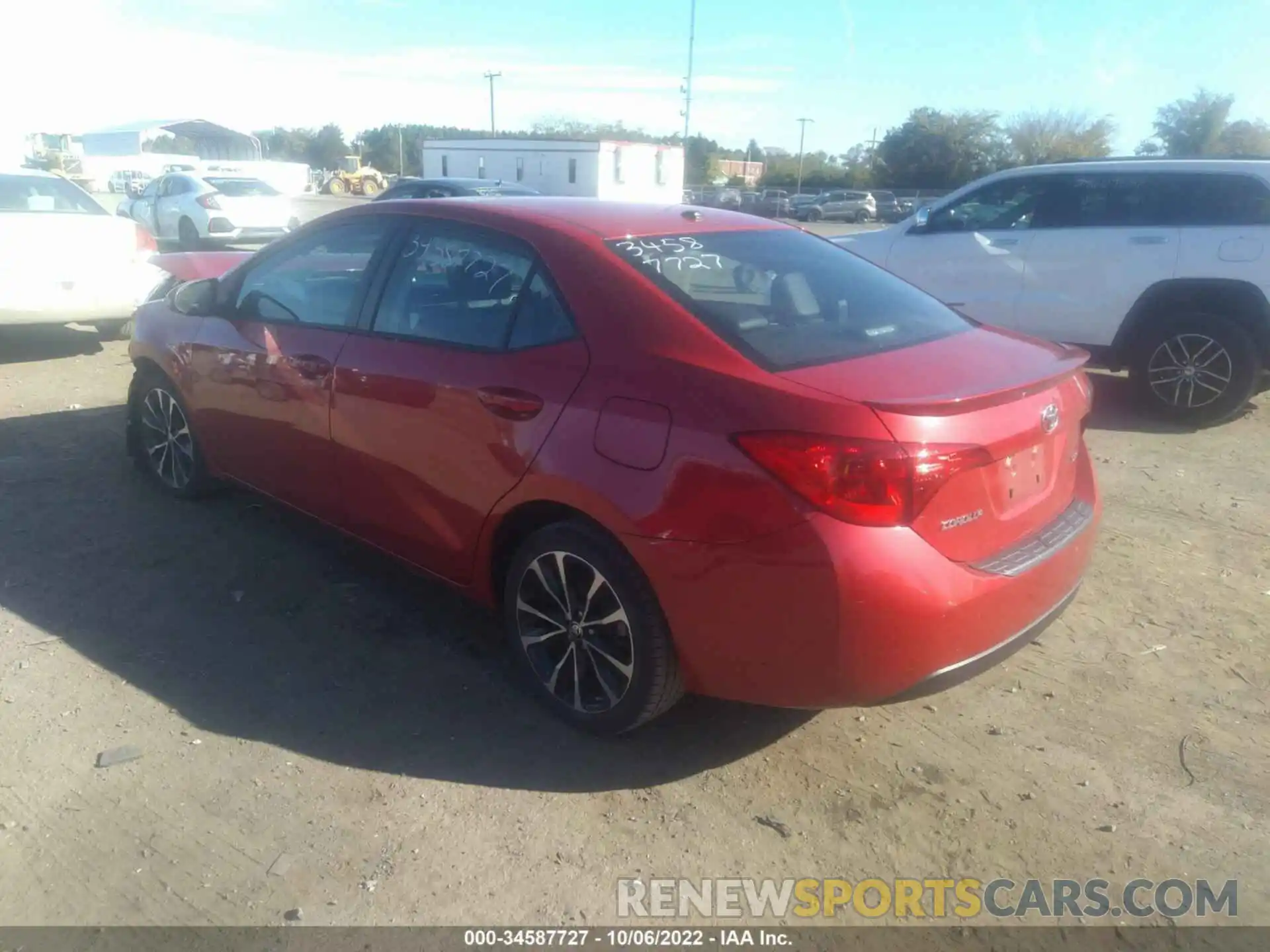 3 Photograph of a damaged car 2T1BURHE2KC127133 TOYOTA COROLLA 2019