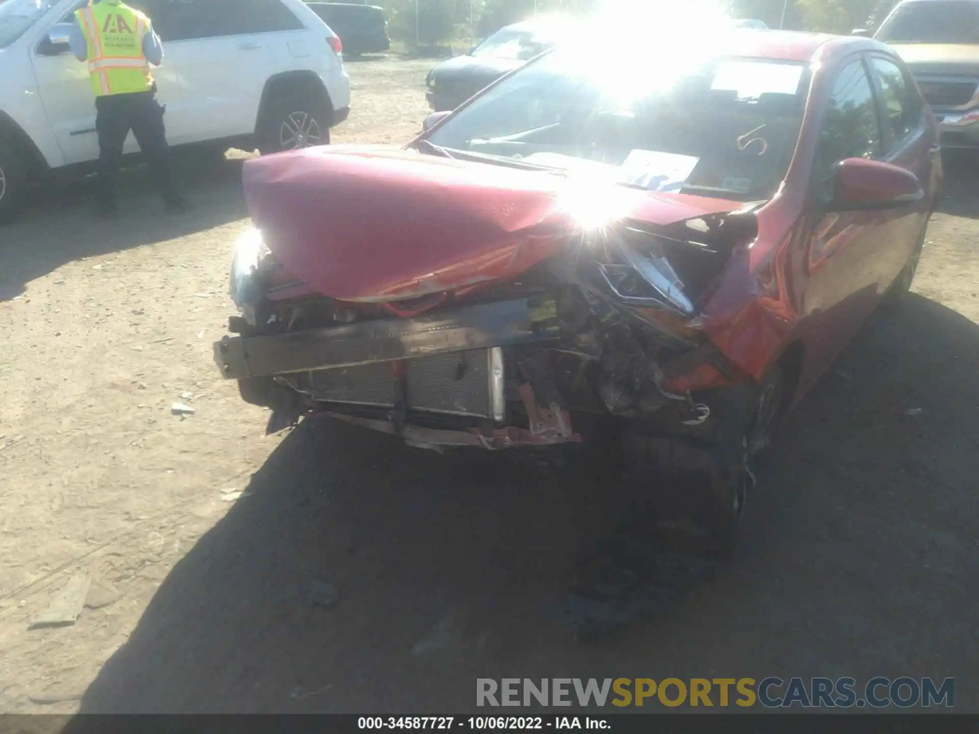 6 Photograph of a damaged car 2T1BURHE2KC127133 TOYOTA COROLLA 2019