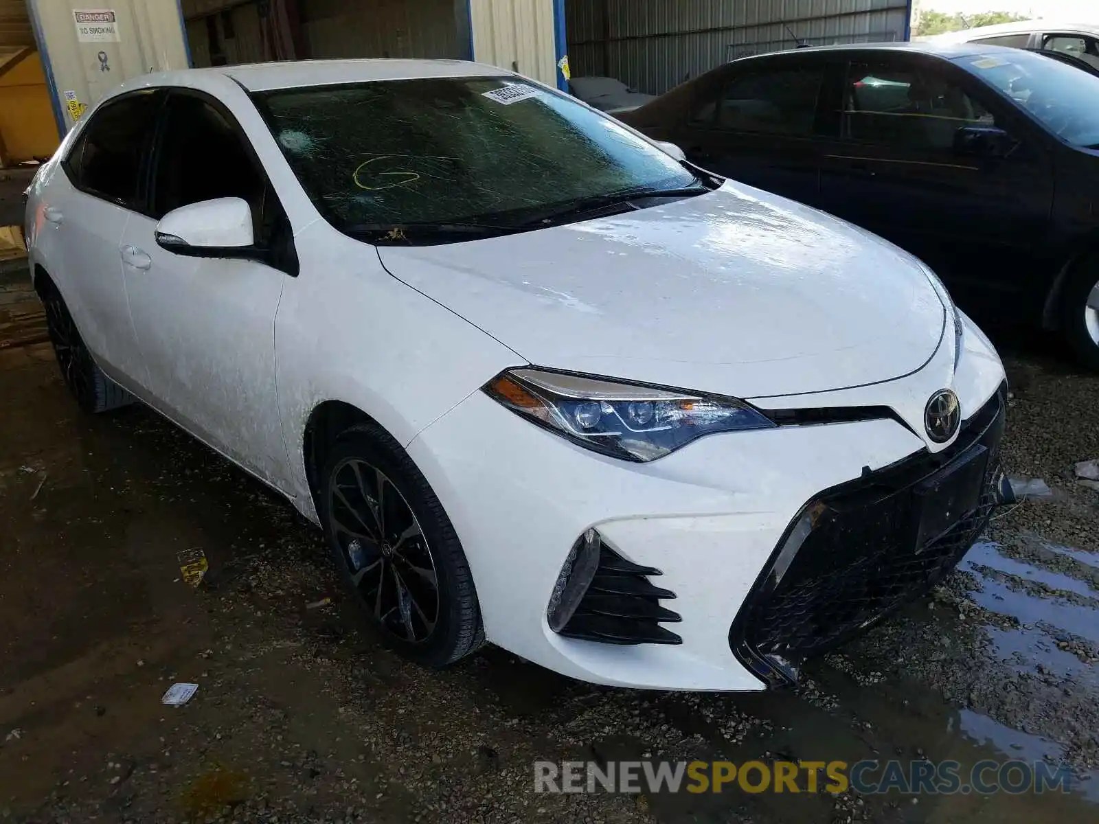 1 Photograph of a damaged car 2T1BURHE2KC127469 TOYOTA COROLLA 2019