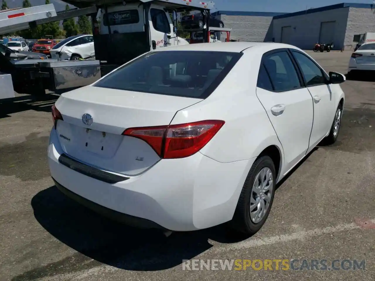 4 Photograph of a damaged car 2T1BURHE2KC128167 TOYOTA COROLLA 2019