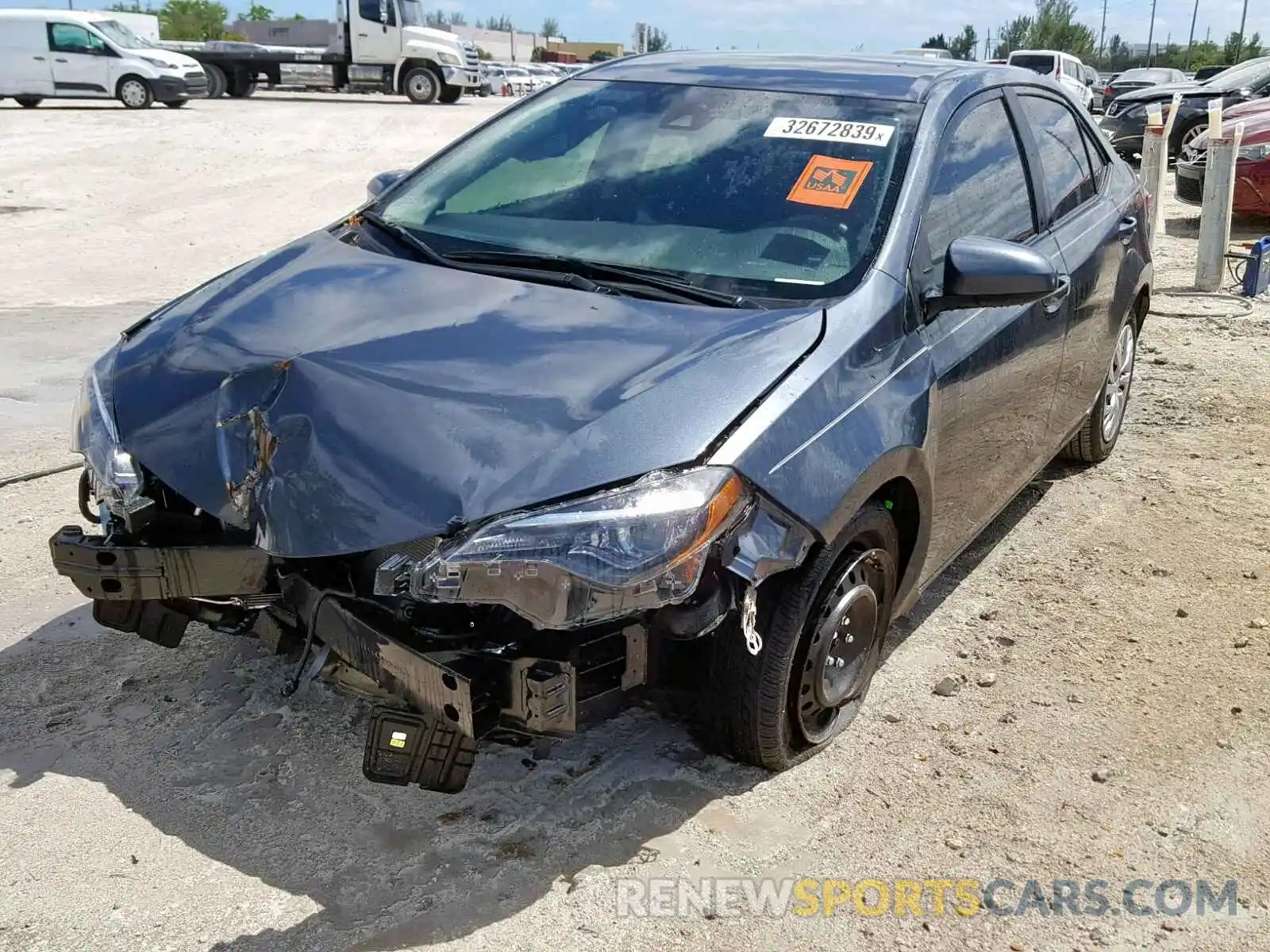 2 Photograph of a damaged car 2T1BURHE2KC128816 TOYOTA COROLLA 2019