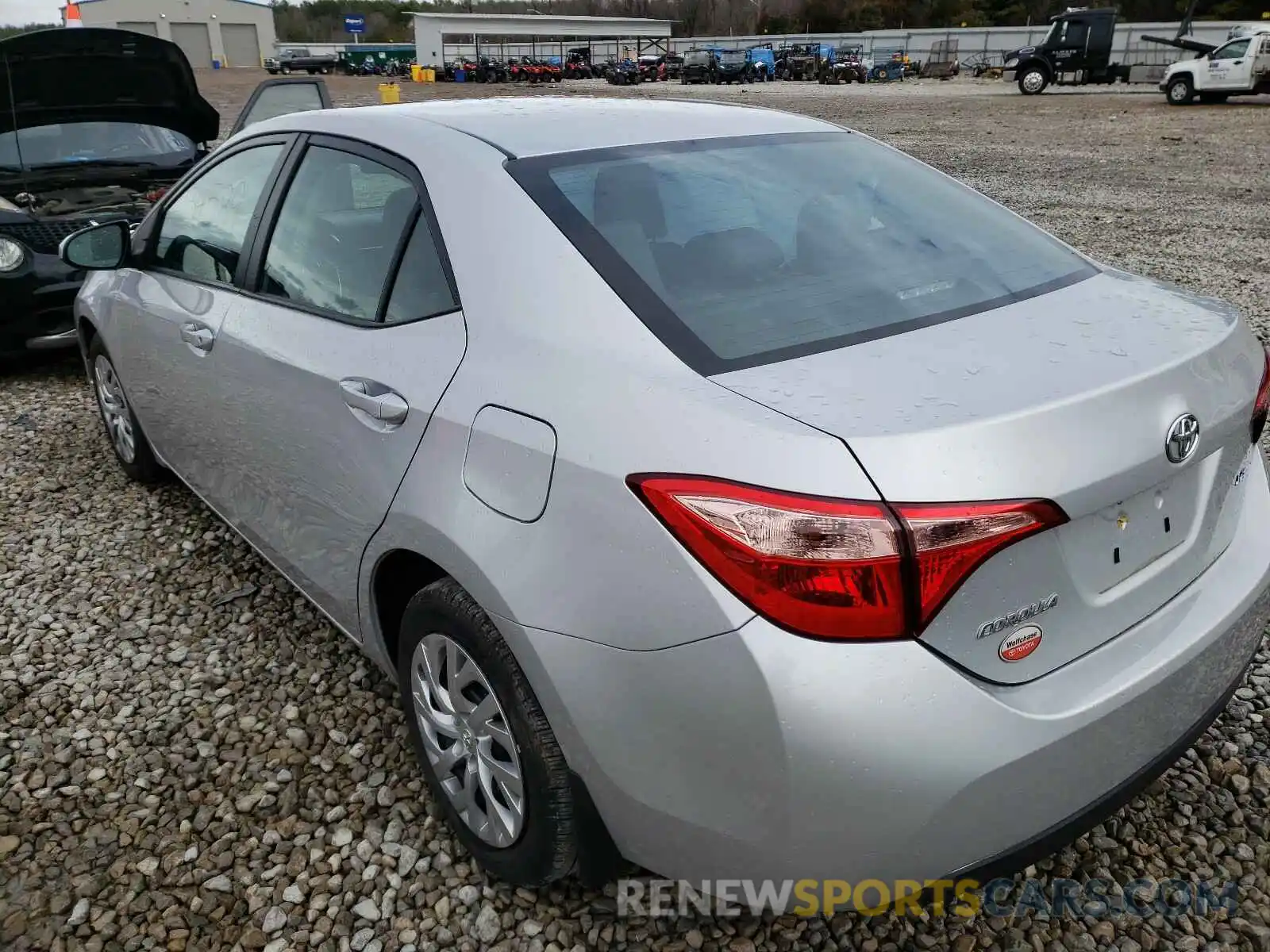 3 Photograph of a damaged car 2T1BURHE2KC129884 TOYOTA COROLLA 2019