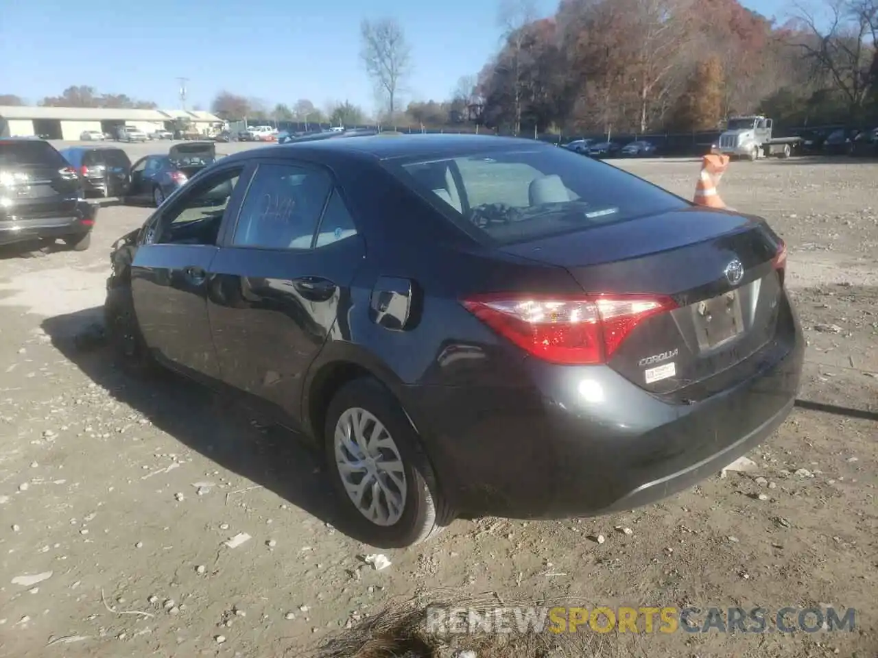 3 Photograph of a damaged car 2T1BURHE2KC130369 TOYOTA COROLLA 2019