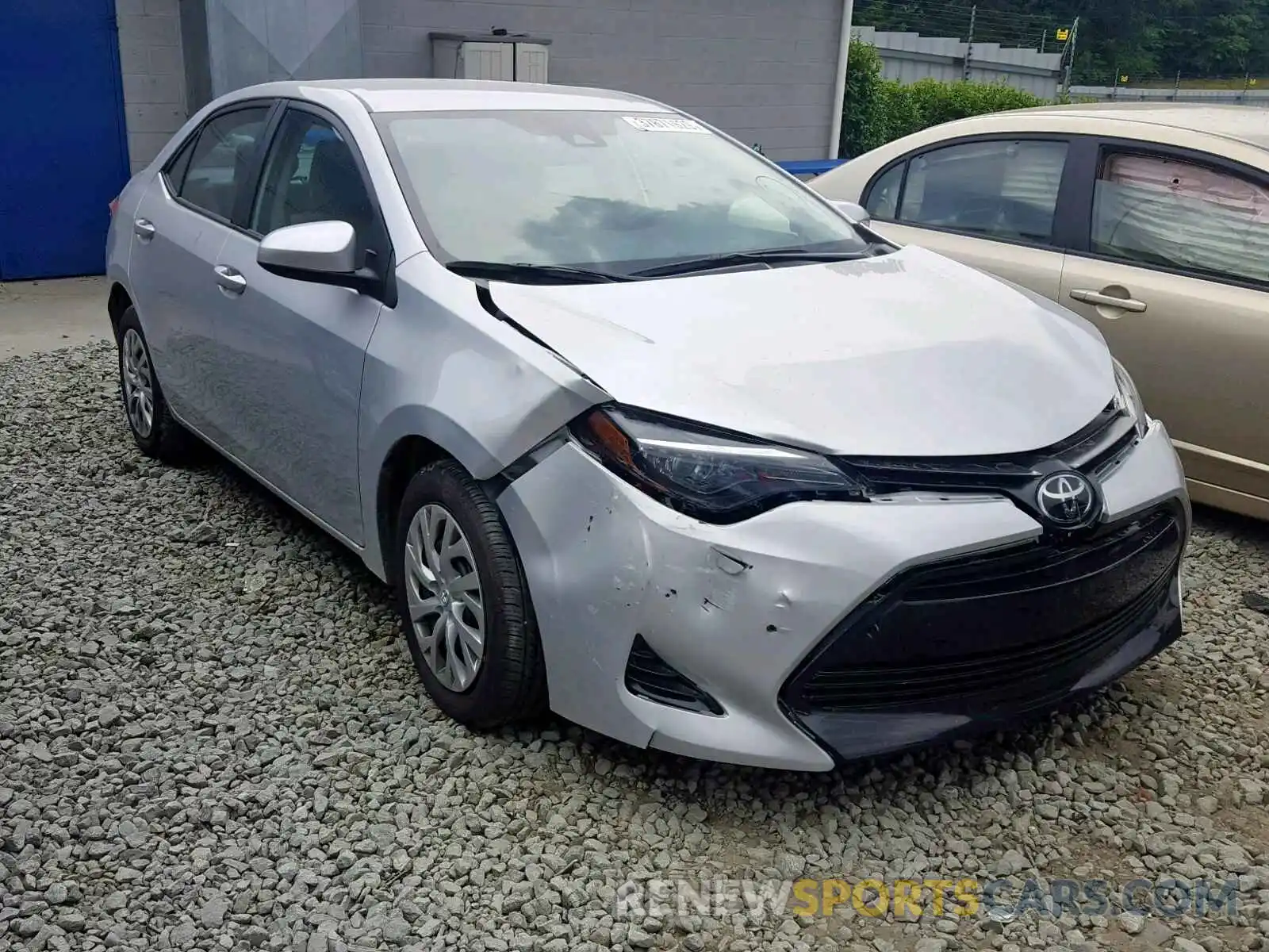 1 Photograph of a damaged car 2T1BURHE2KC130453 TOYOTA COROLLA 2019