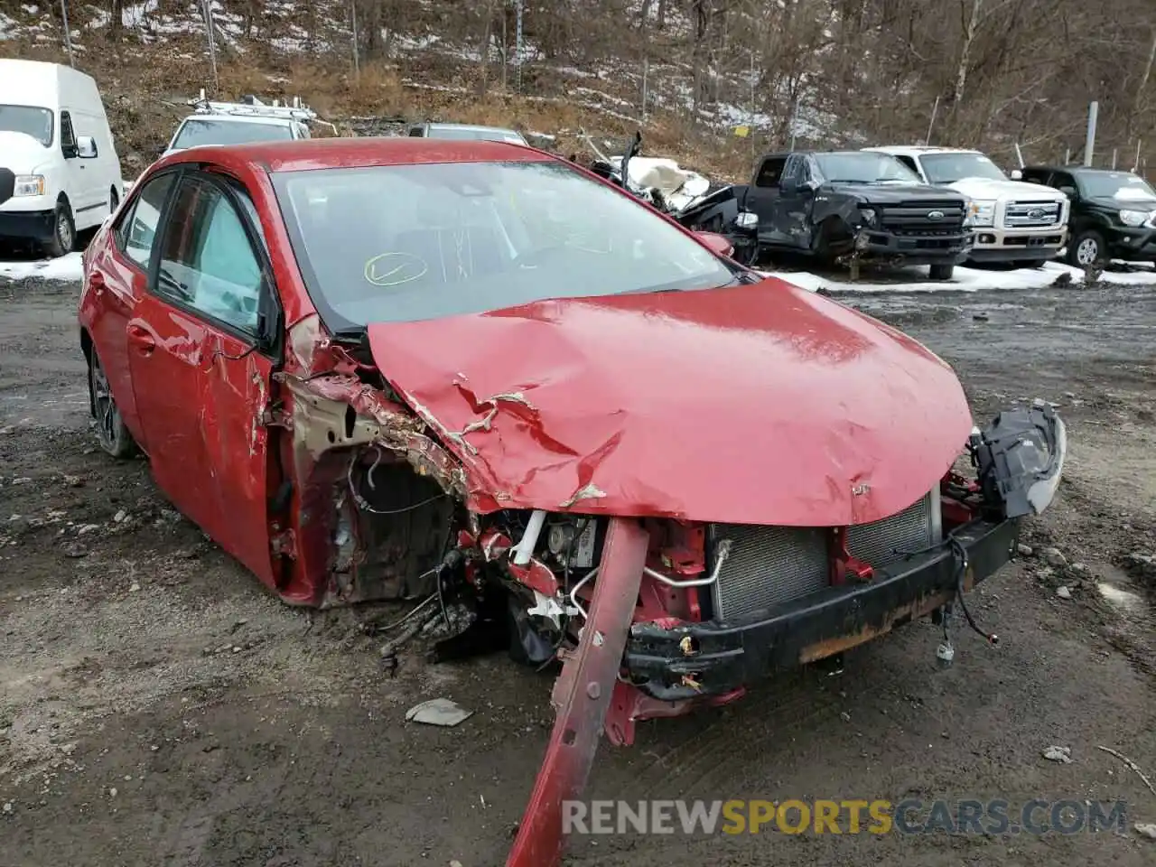 1 Photograph of a damaged car 2T1BURHE2KC130839 TOYOTA COROLLA 2019