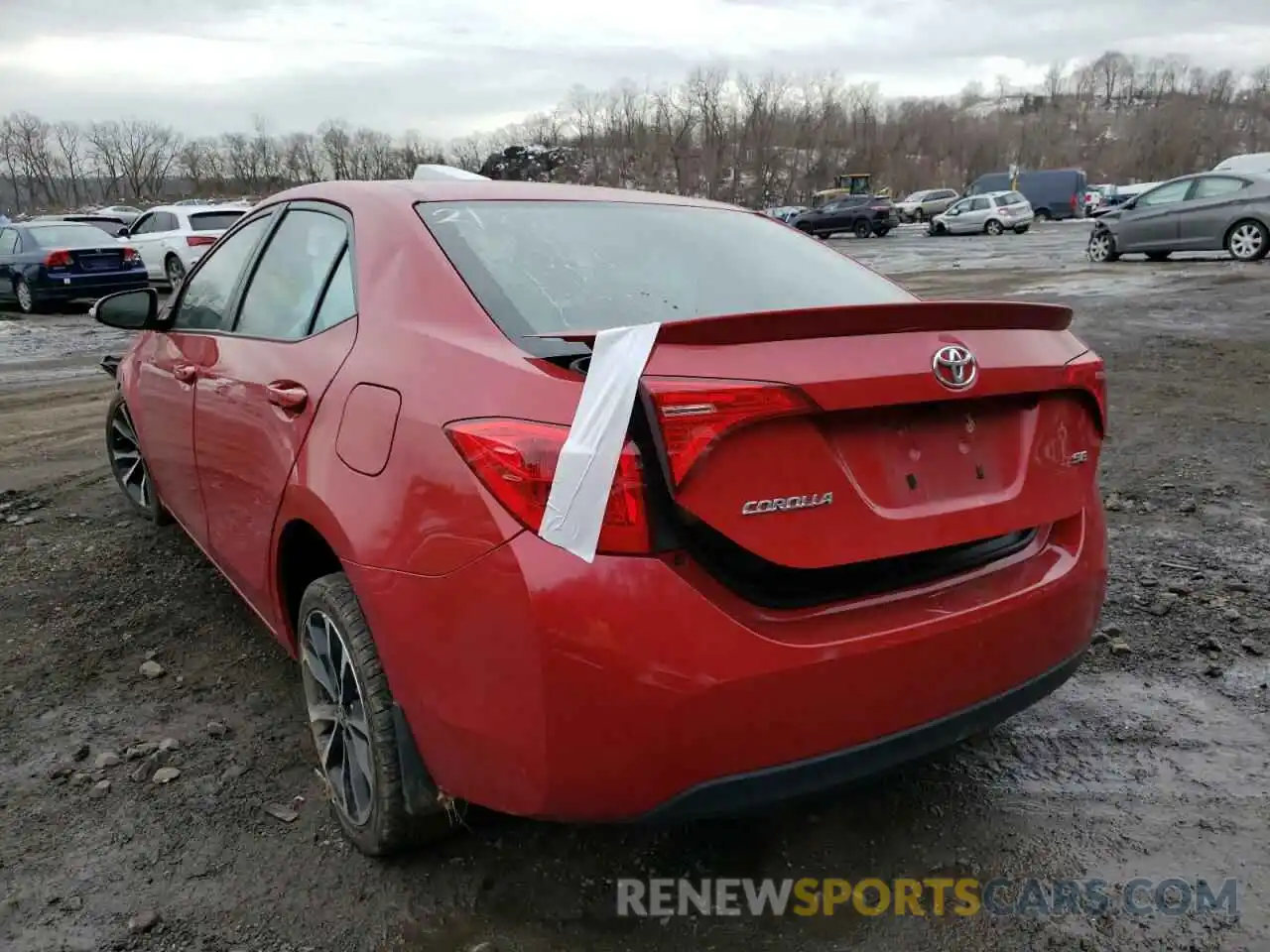 3 Photograph of a damaged car 2T1BURHE2KC130839 TOYOTA COROLLA 2019