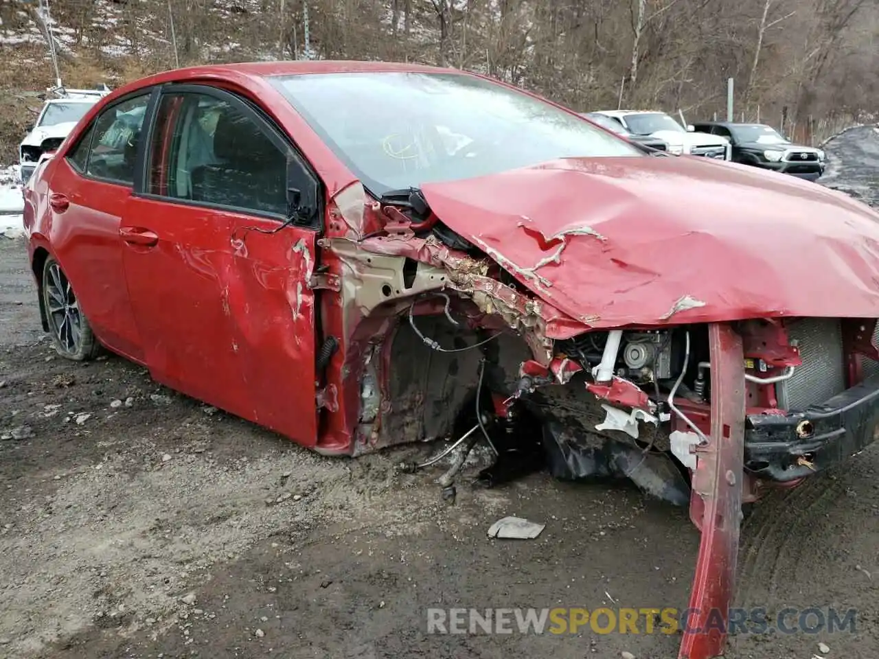 9 Photograph of a damaged car 2T1BURHE2KC130839 TOYOTA COROLLA 2019